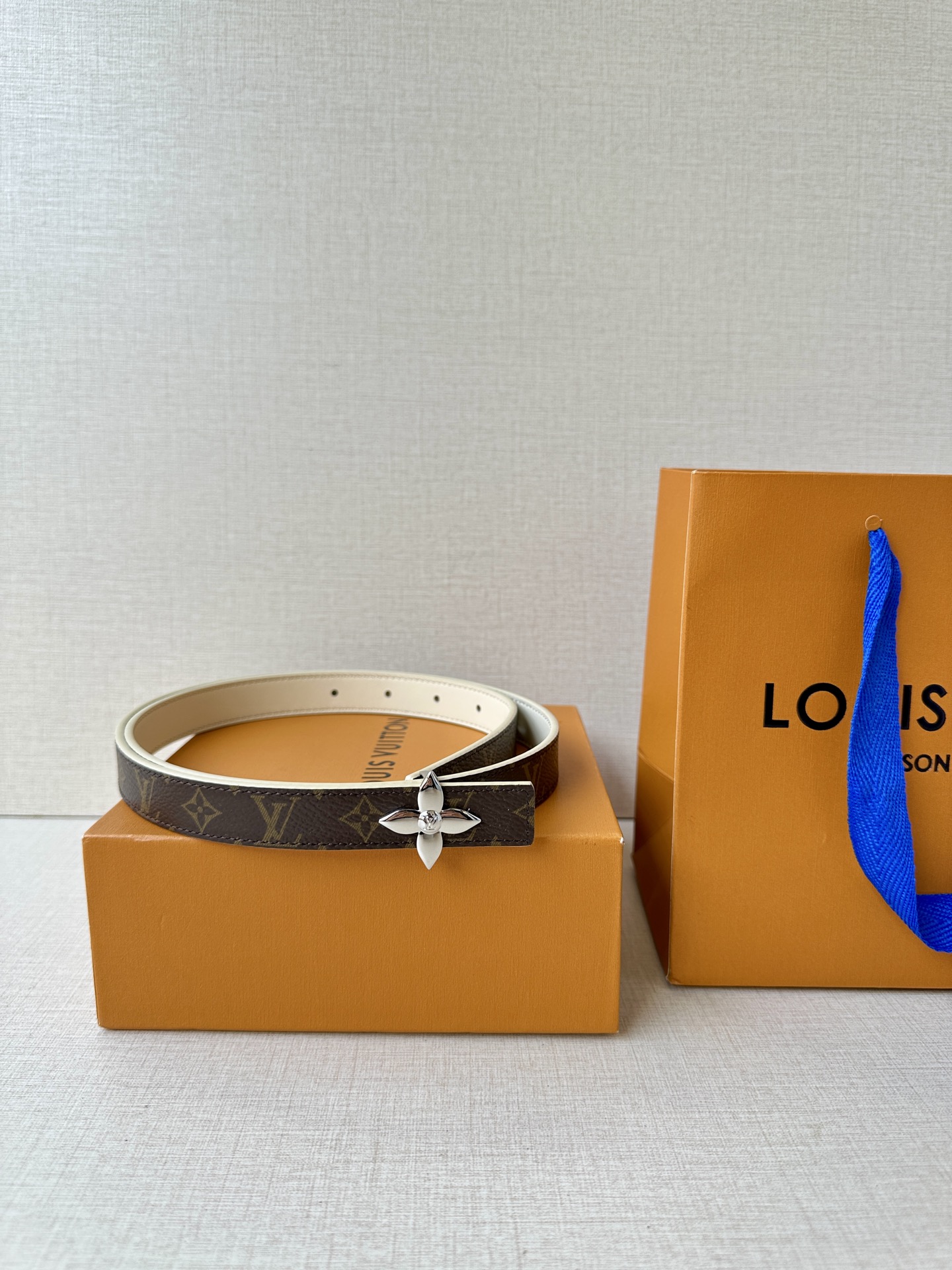 Louis Vuitton Female Basic Belt Cow Leather S-m-l