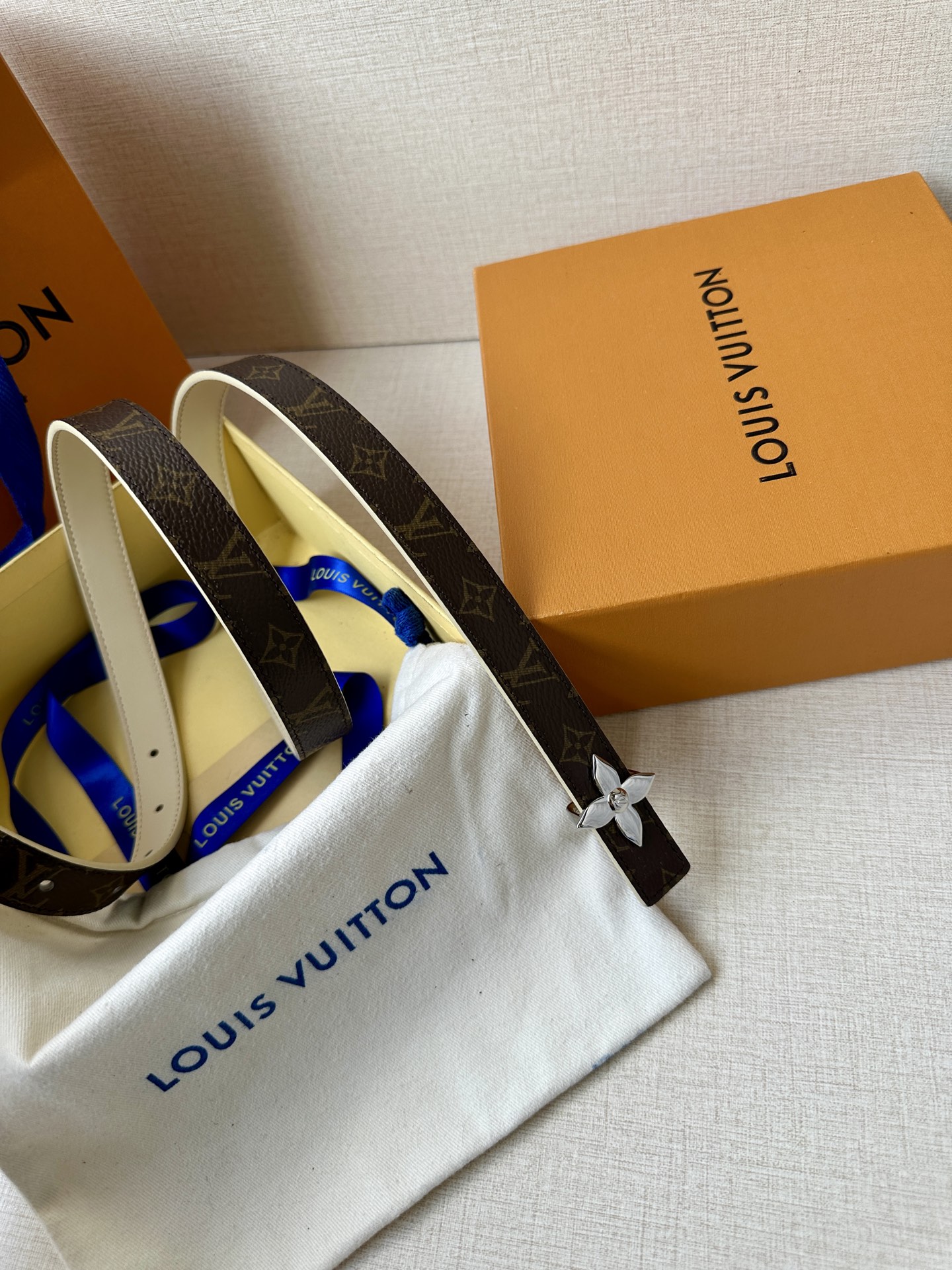 Louis Vuitton Female Basic Belt Cow Leather S-m-l