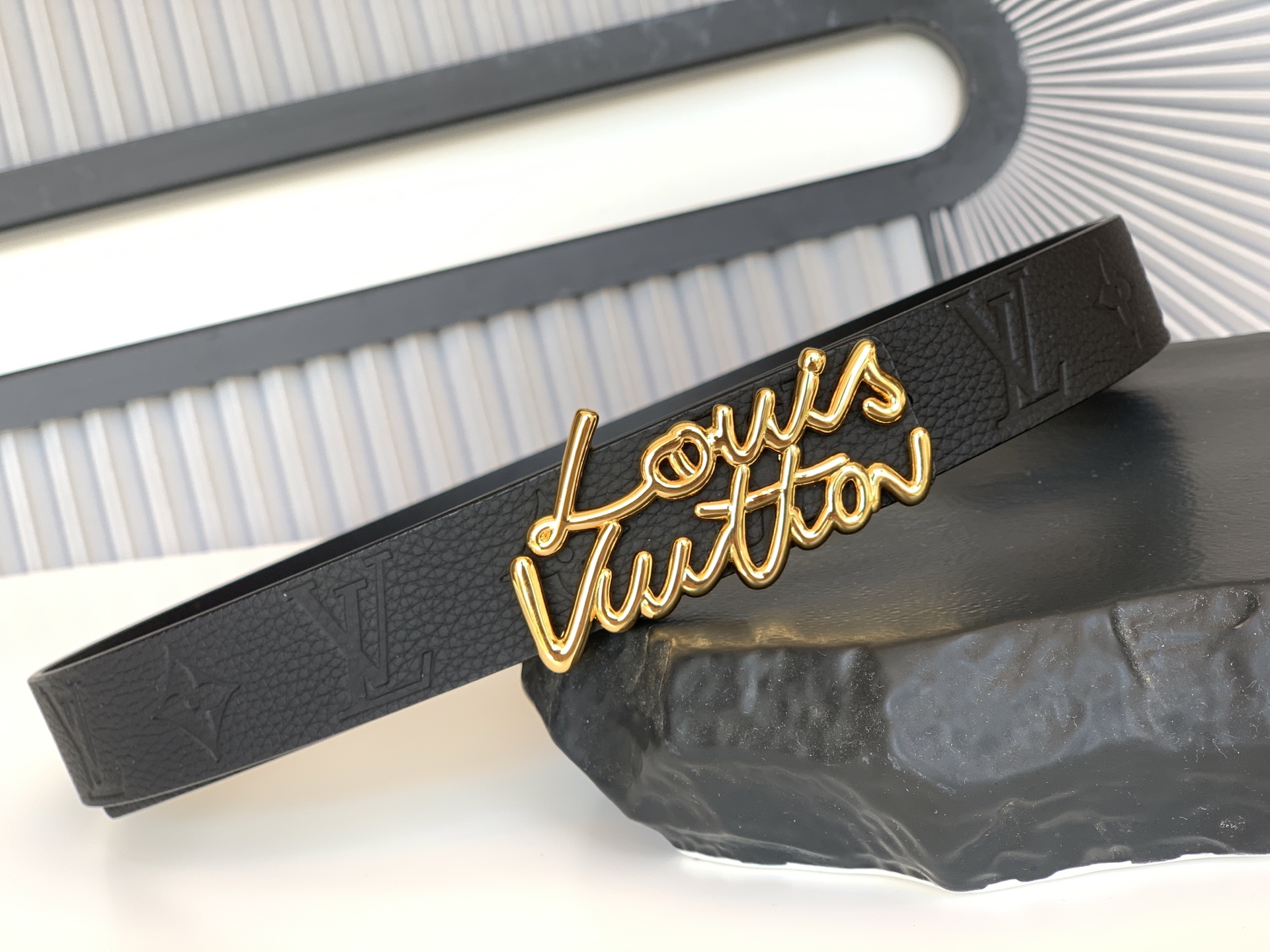 Louis Vuitton Female Basic Belt M-l