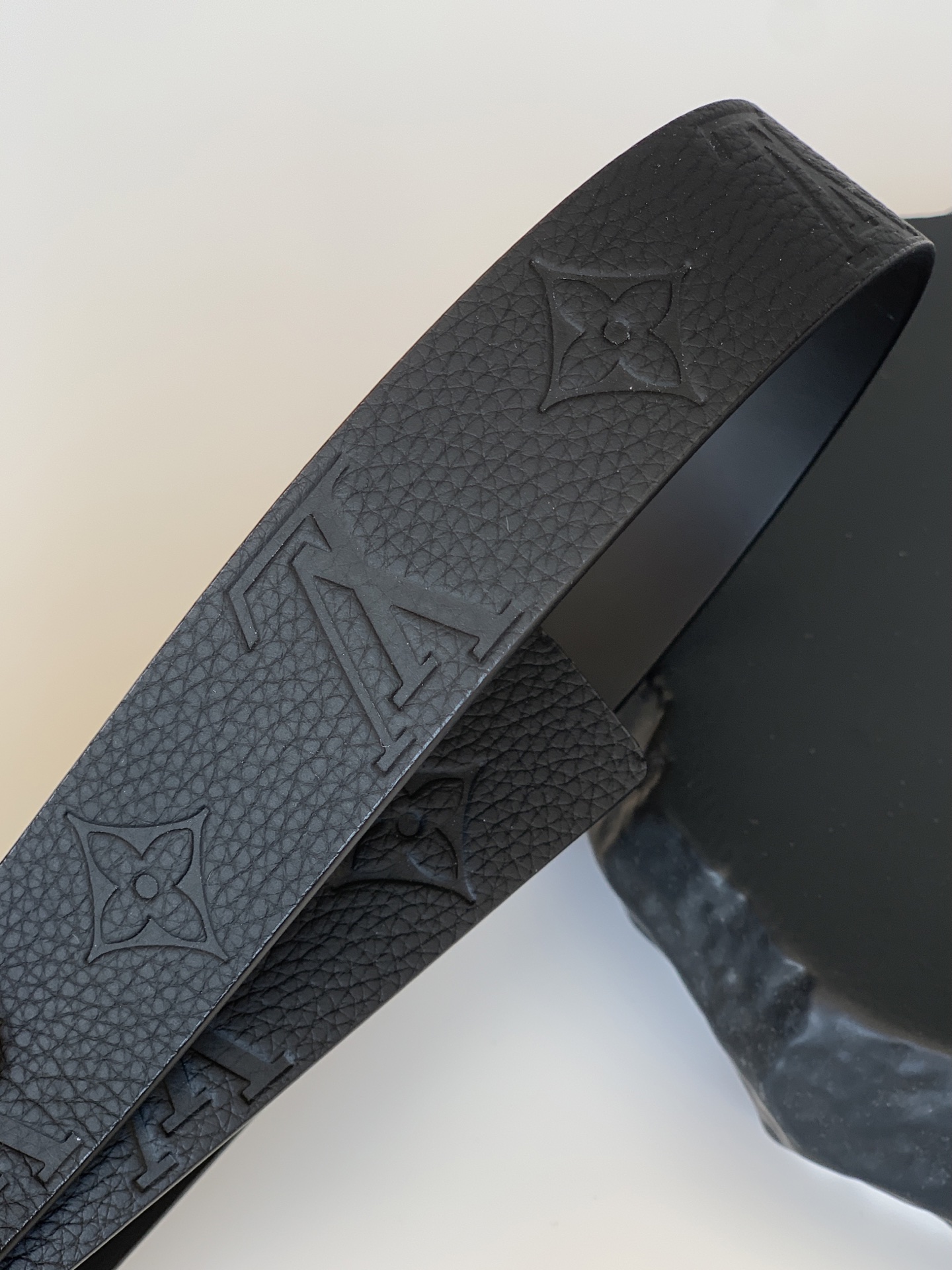 Louis Vuitton Female Basic Belt M-l