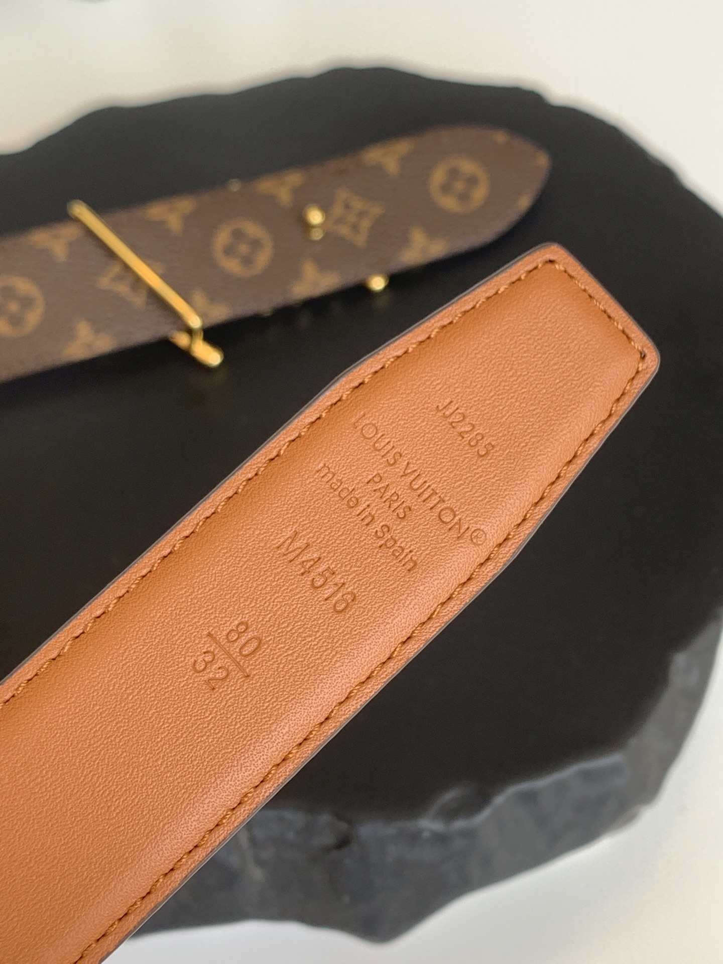 Louis Vuitton Female Basic Belt M-l