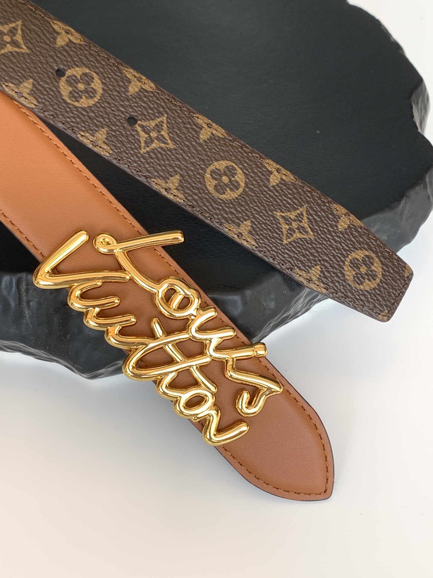 Louis Vuitton Female Basic Belt M-l
