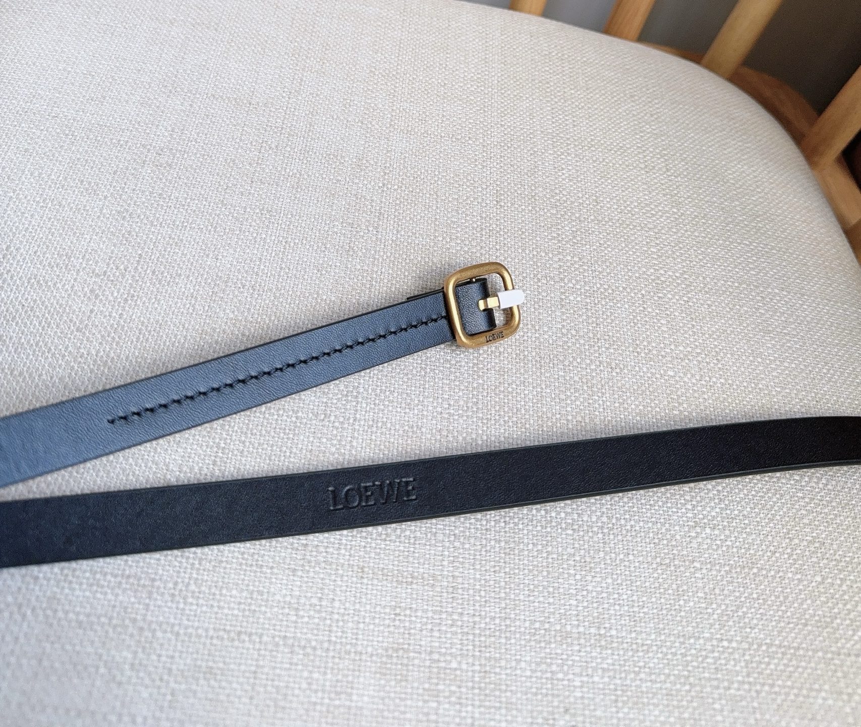 Loewe Female Pin Buckle Belt Cow Leather 14515-l