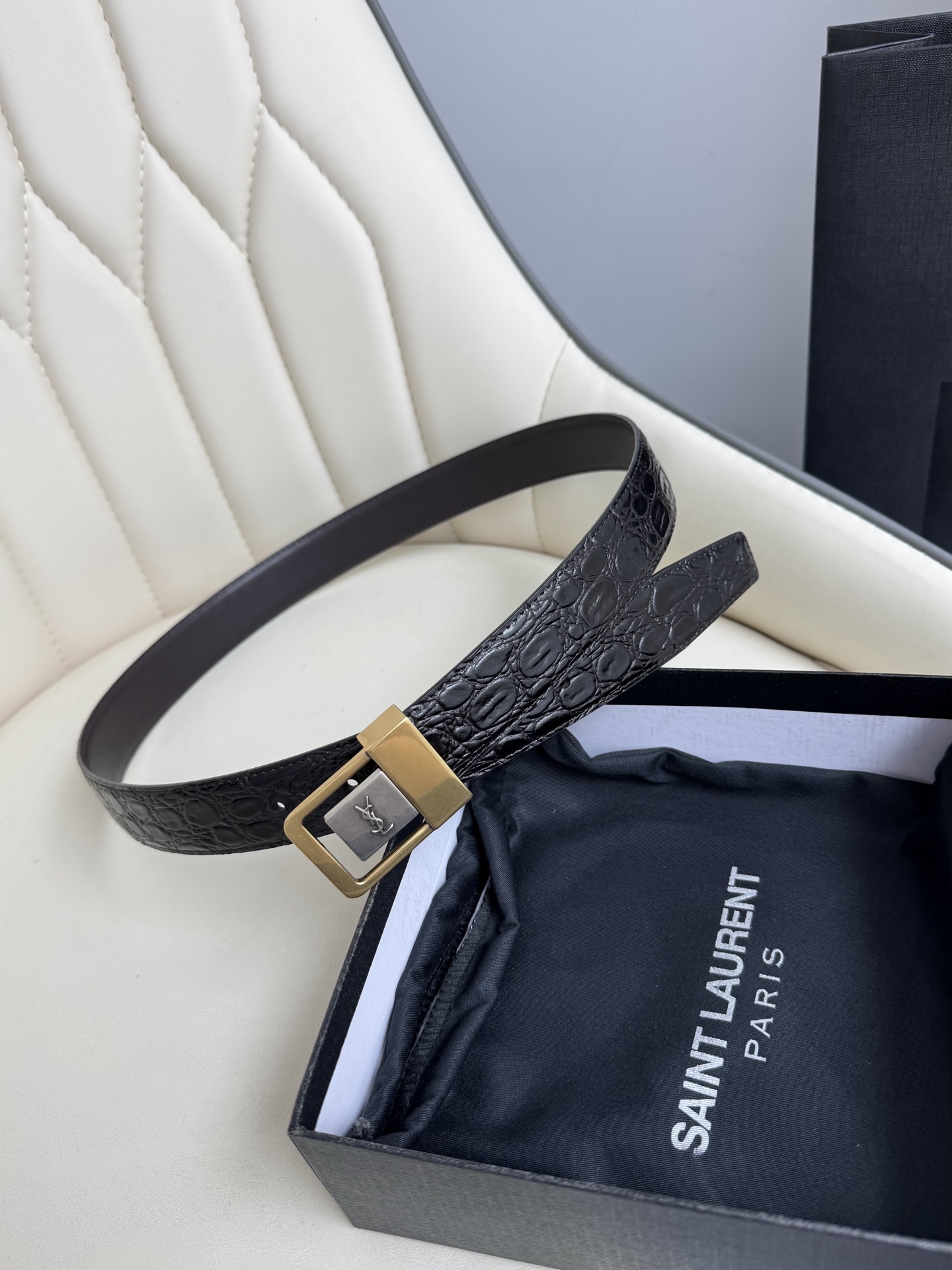 Saint Laurent Female Leather Belt S-m-l