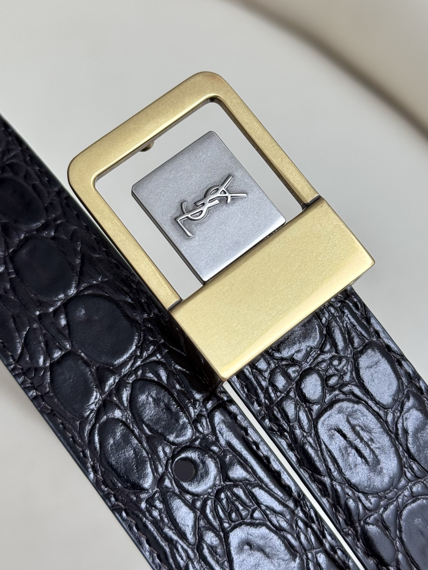 Saint Laurent Female Leather Belt S-m-l