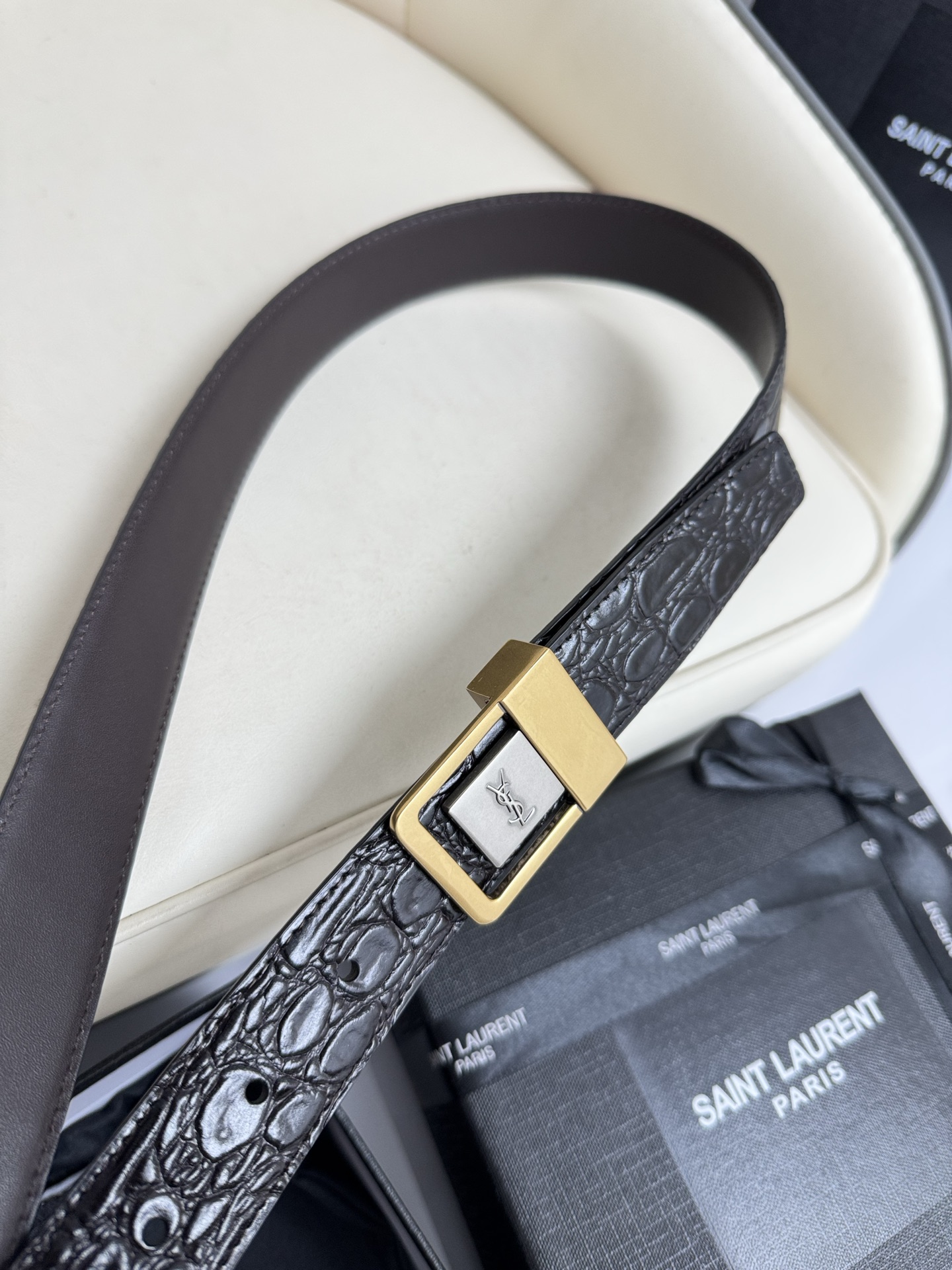 Saint Laurent Female Leather Belt S-m-l