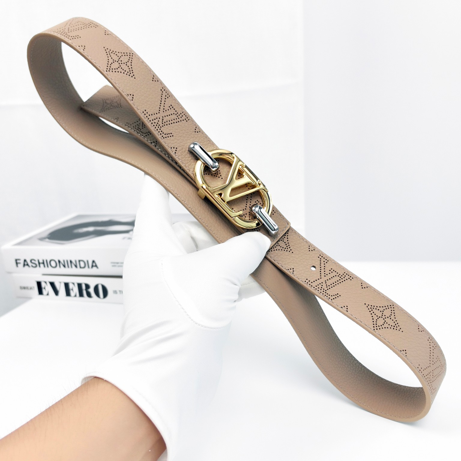 Female Basic Belt Cow Leather M