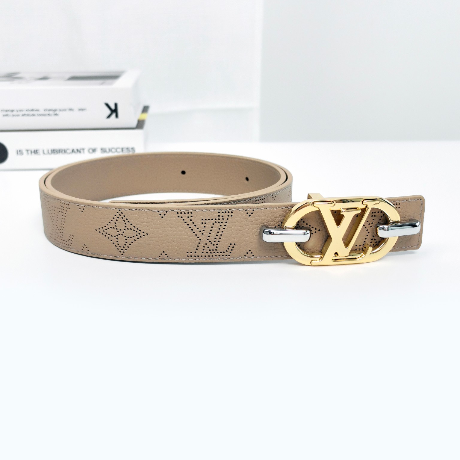 Female Basic Belt Cow Leather M