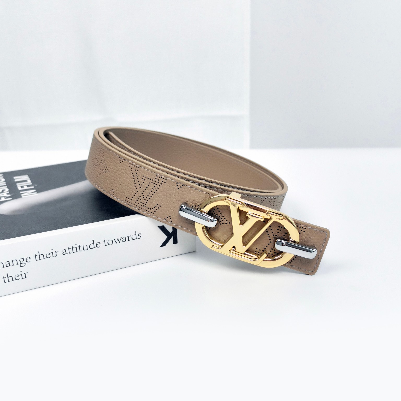 Female Basic Belt Cow Leather M
