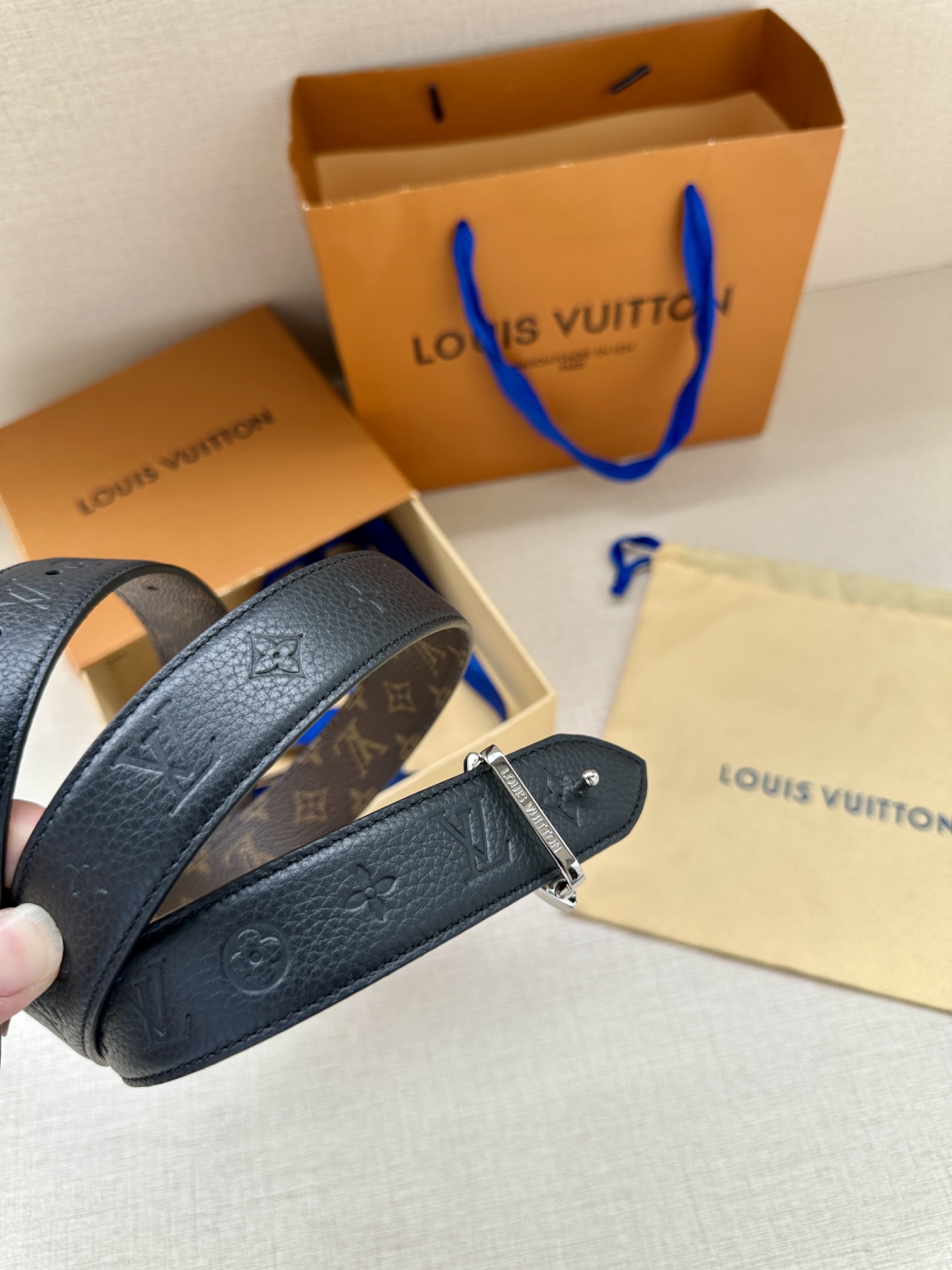Louis Vuitton Female Basic Belt Cow Leather M-l