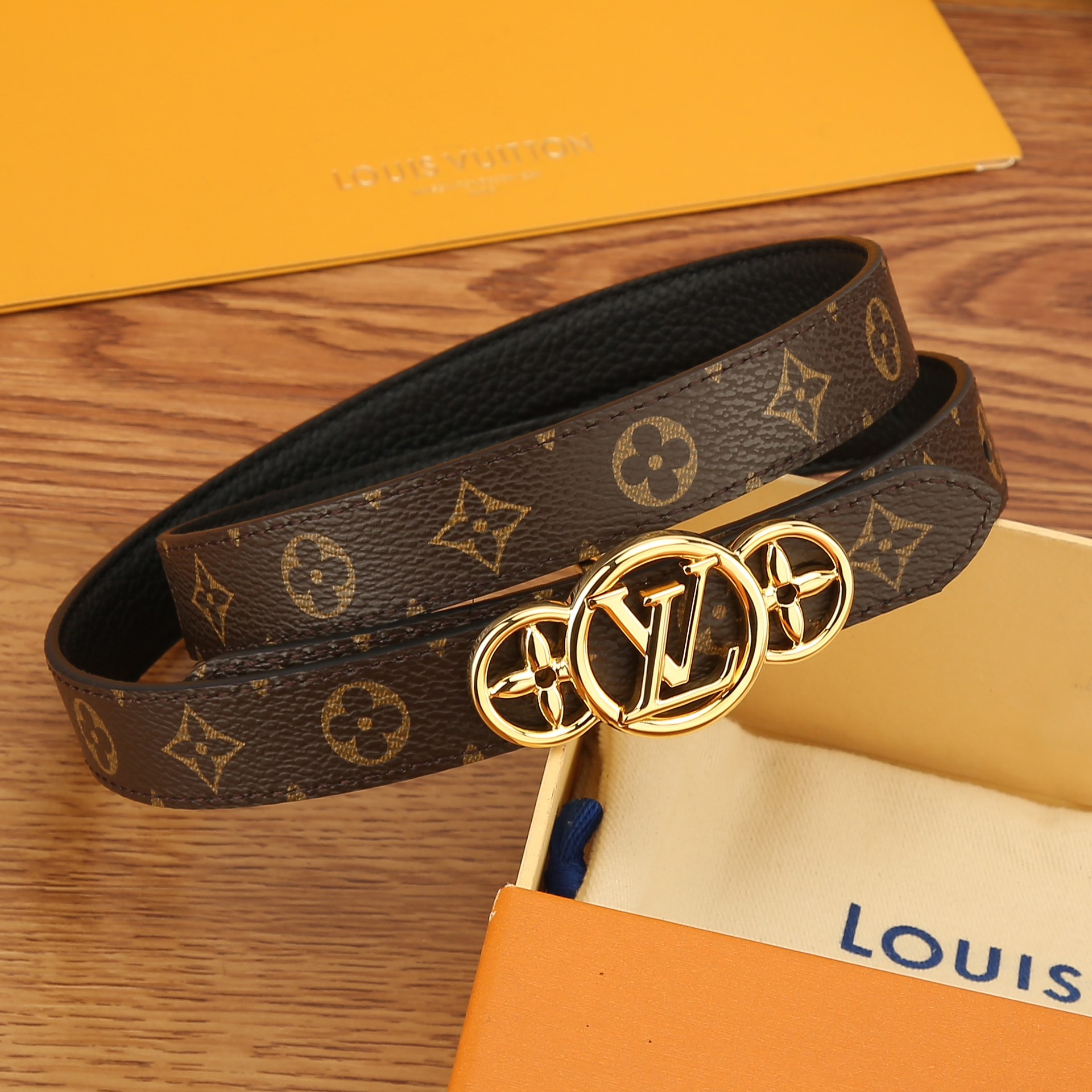 Louis Vuitton Female Basic Belt Cow Leather M-l