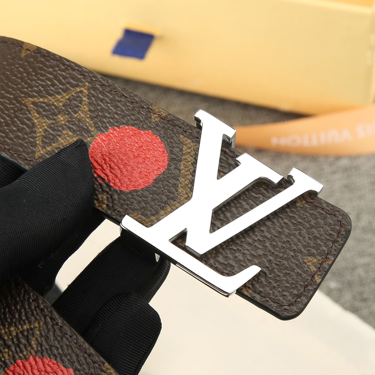 Louis Vuitton Female Basic Belt Canvas M-l