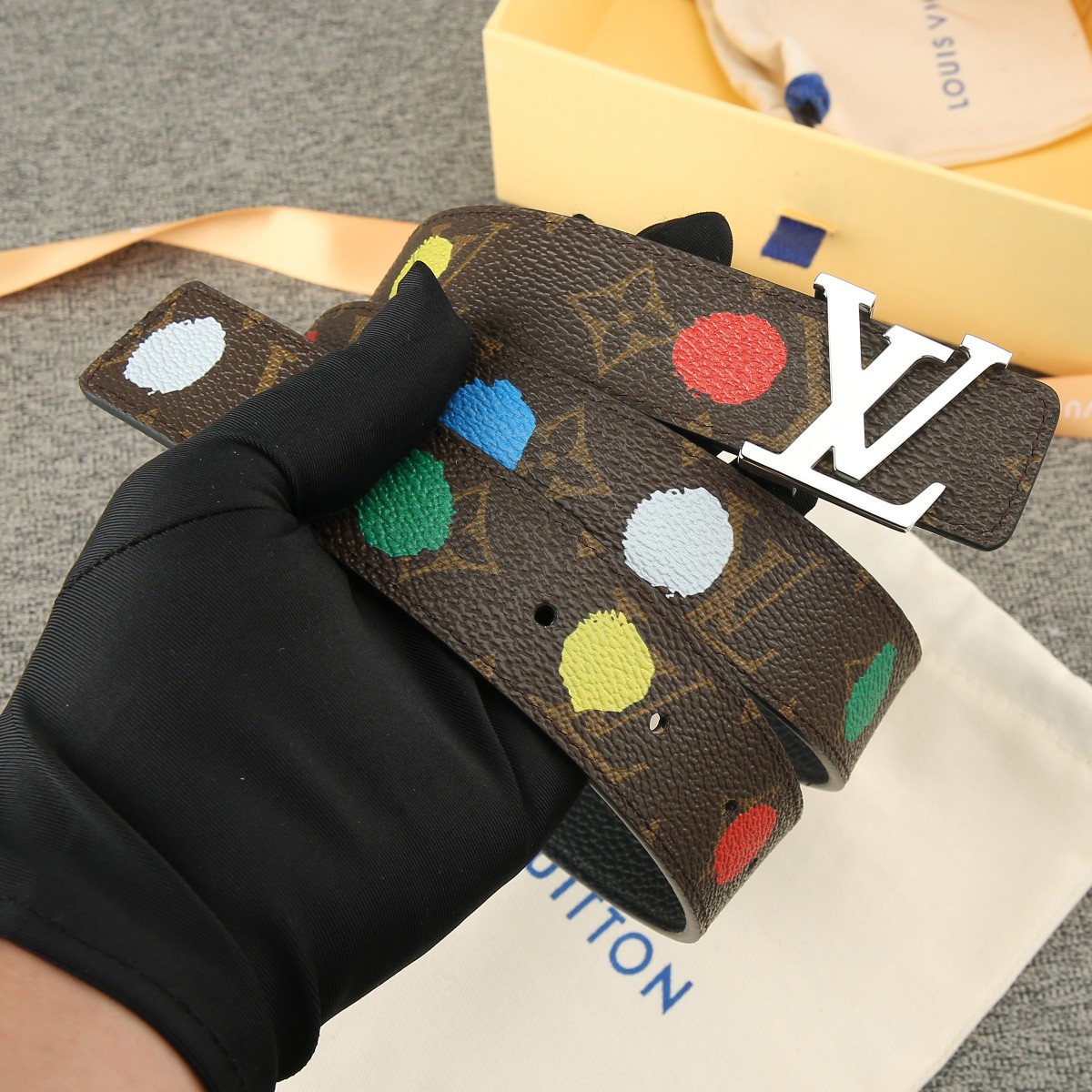 Louis Vuitton Female Basic Belt Canvas M-l