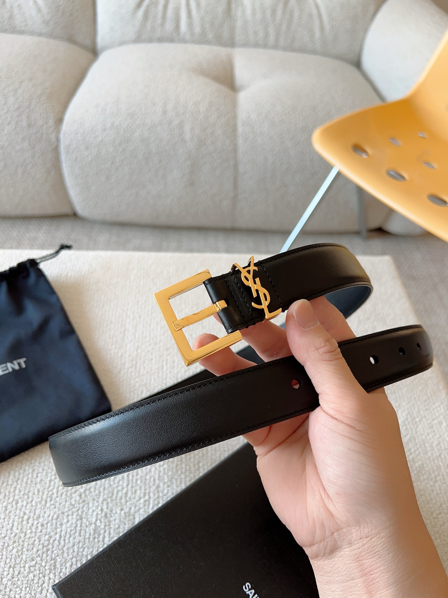 Saint Laurent Female Basic Belt Cow Leather S