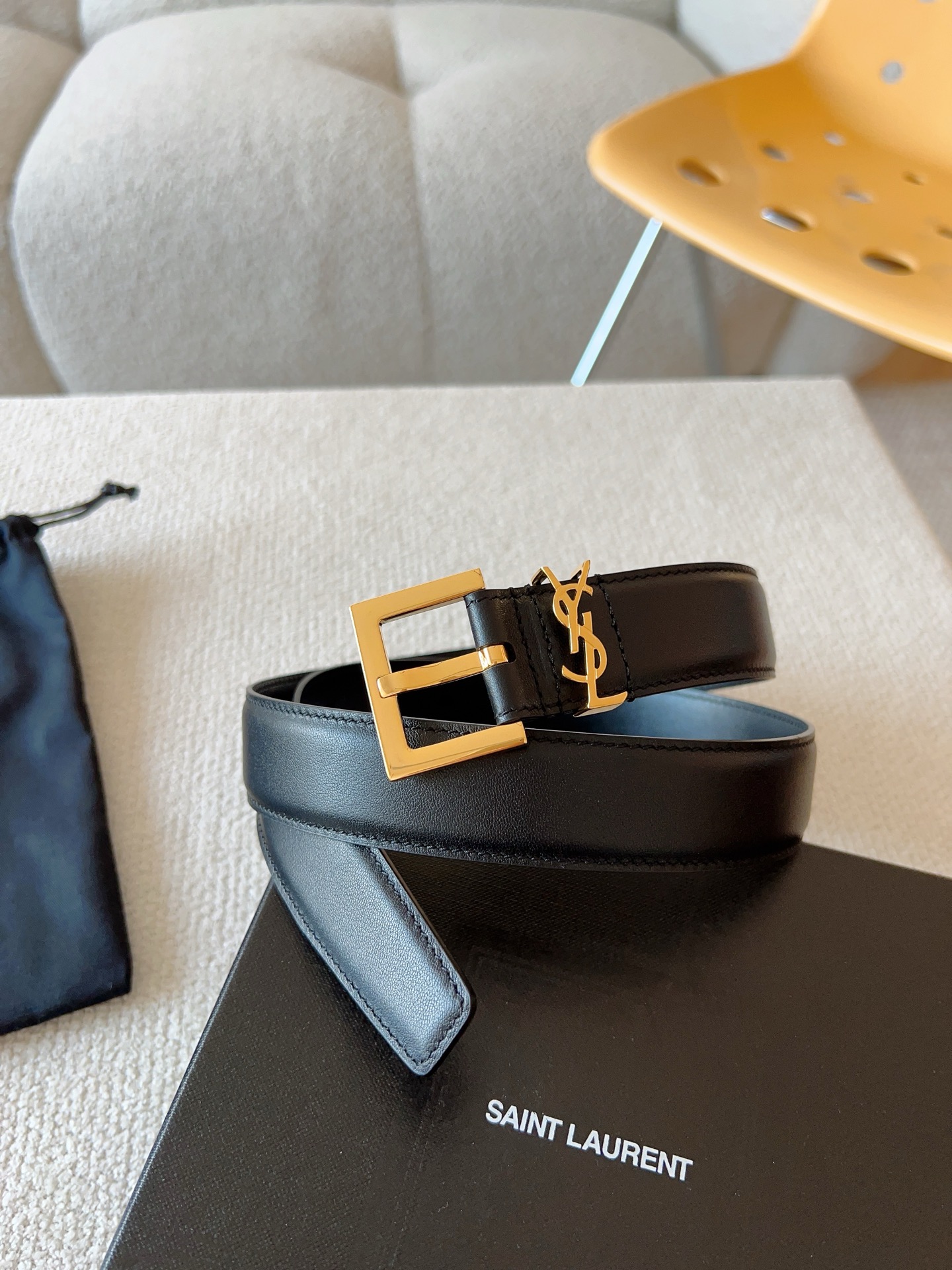 Saint Laurent Female Basic Belt Cow Leather S