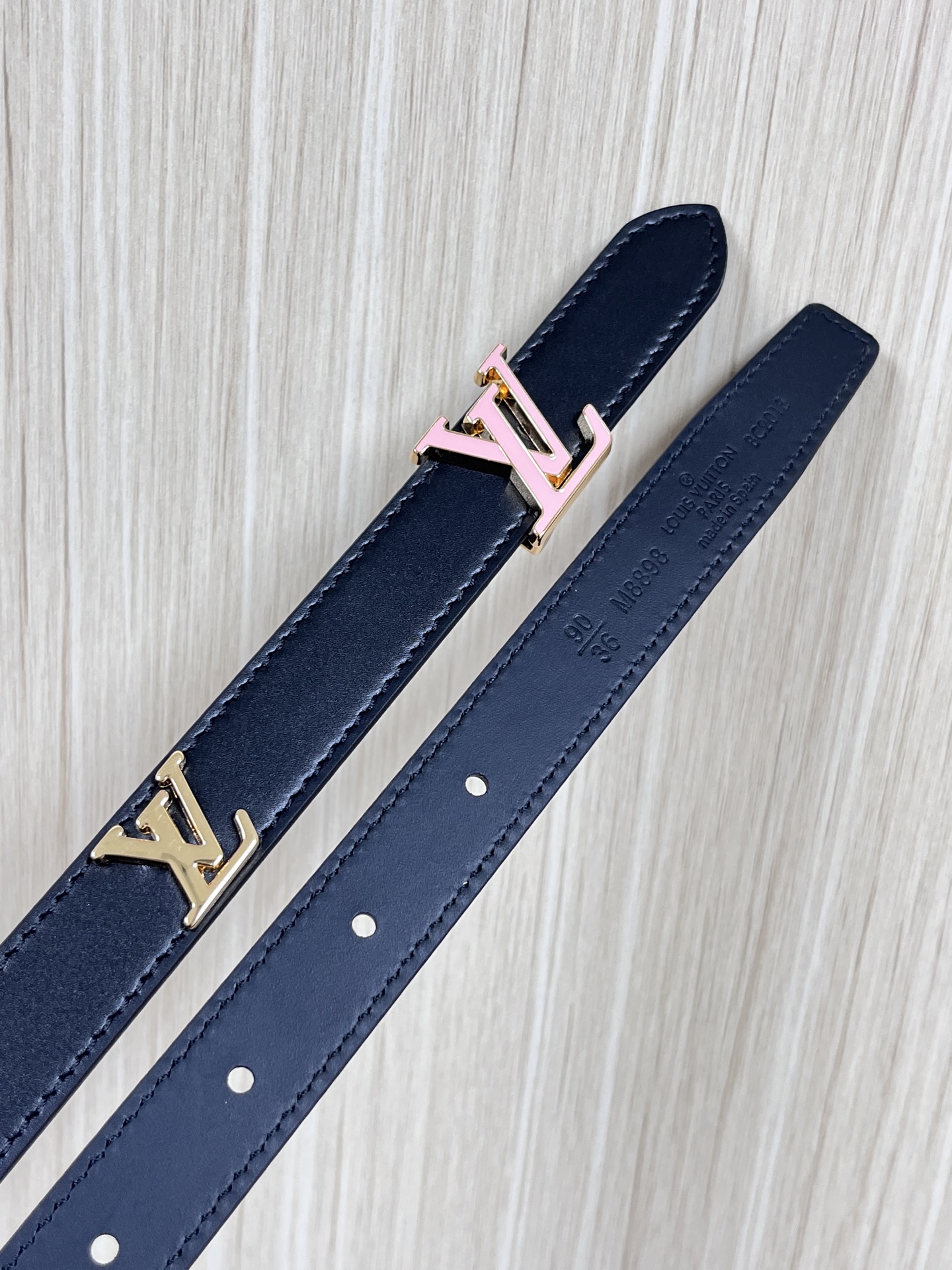 Louis Vuitton Female Basic Belt Cow Leather M-l