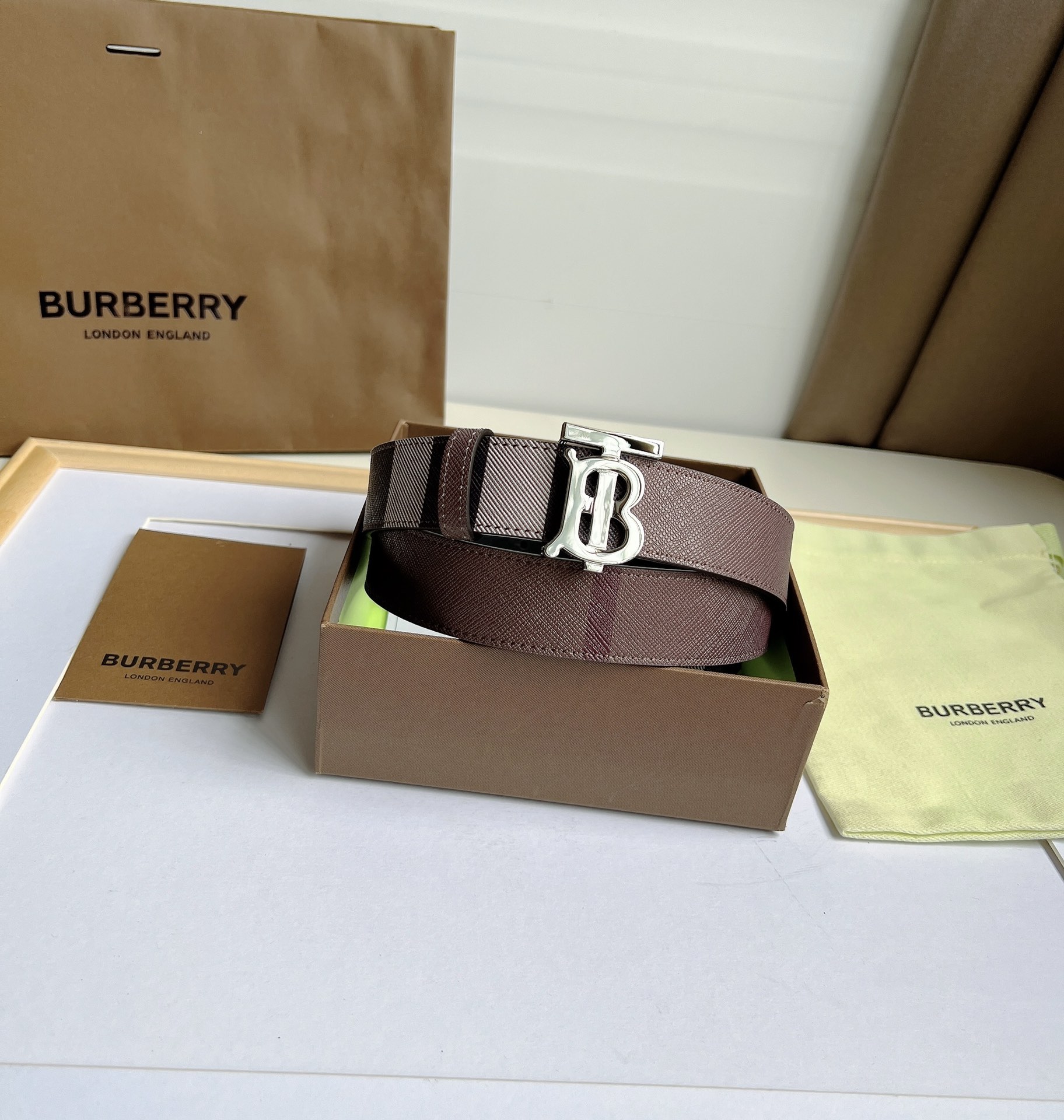 Burberry Female Basic Belt M