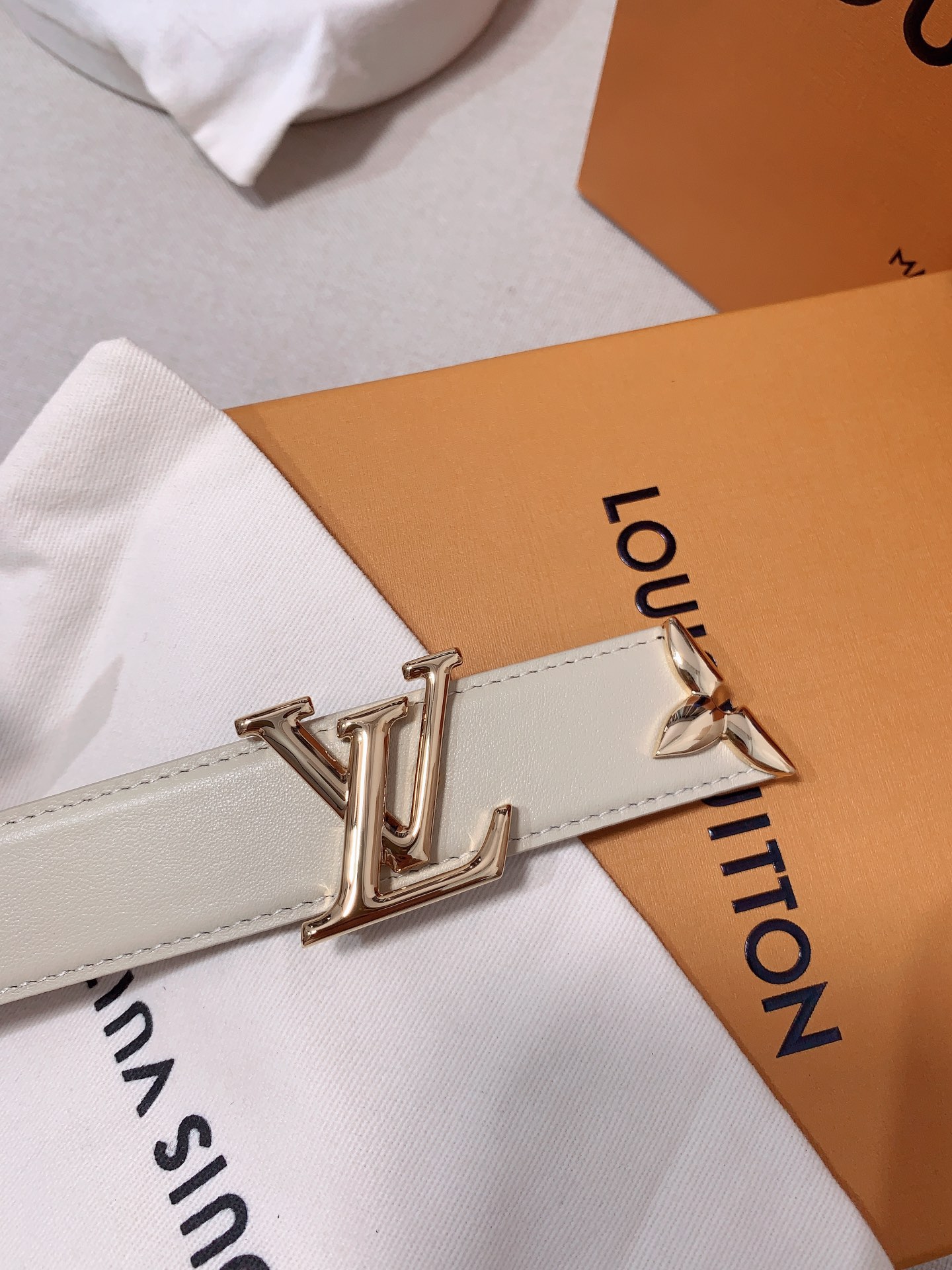 Female Leather Belt Cow Leather Gold M