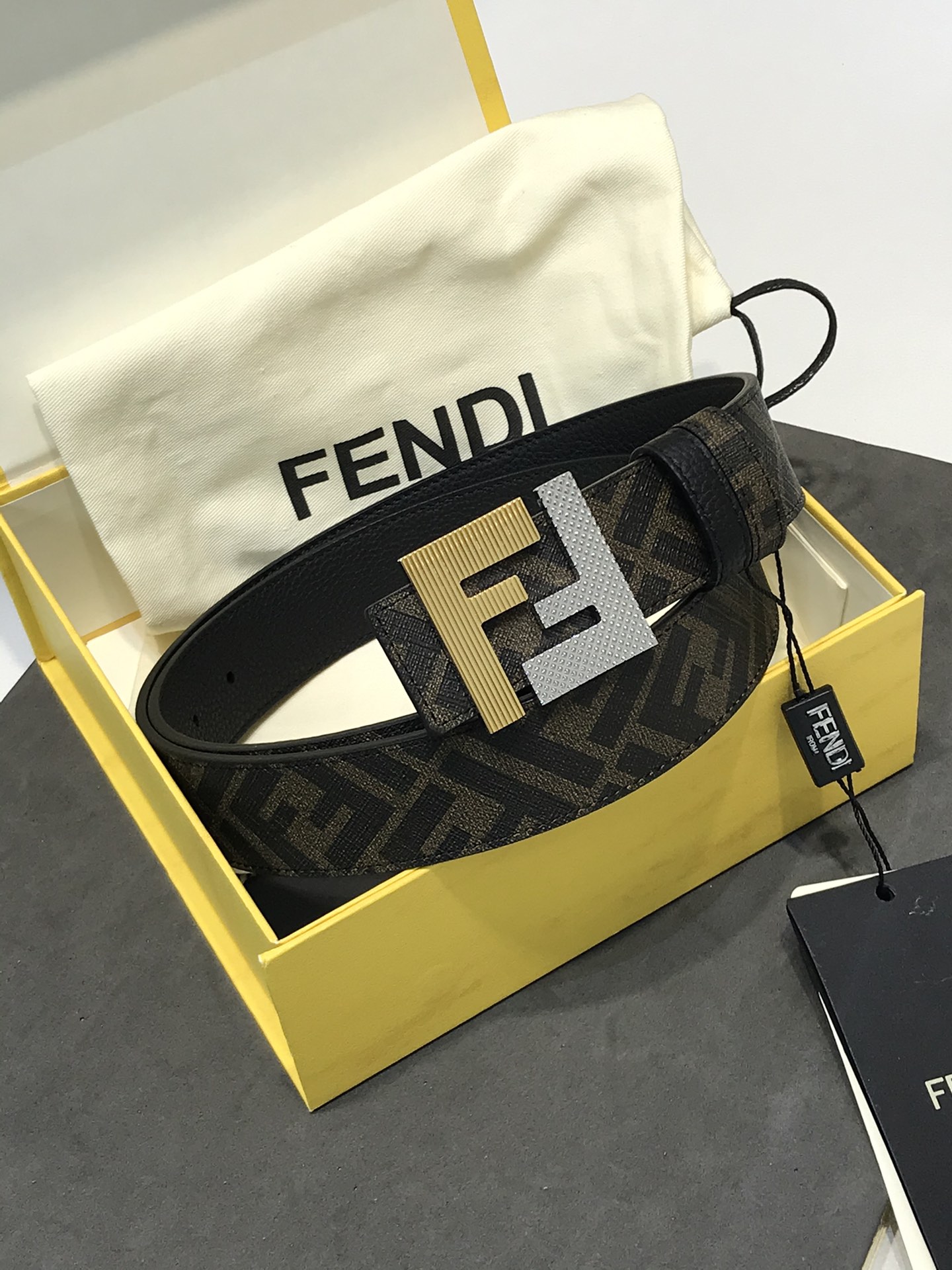 Fendi Leather Belt Cow Leather Black 35mm