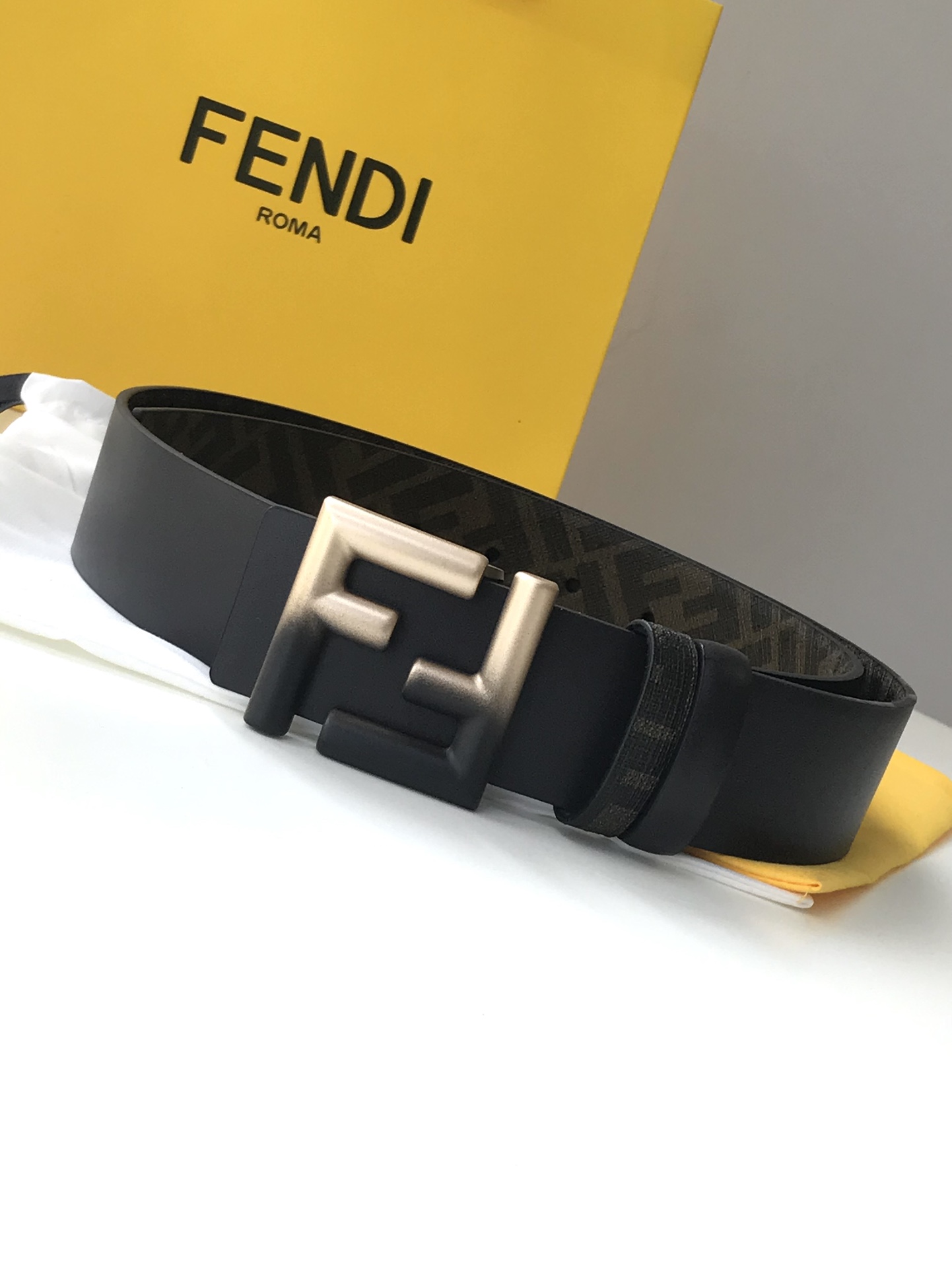 Fendi Leather Belt M