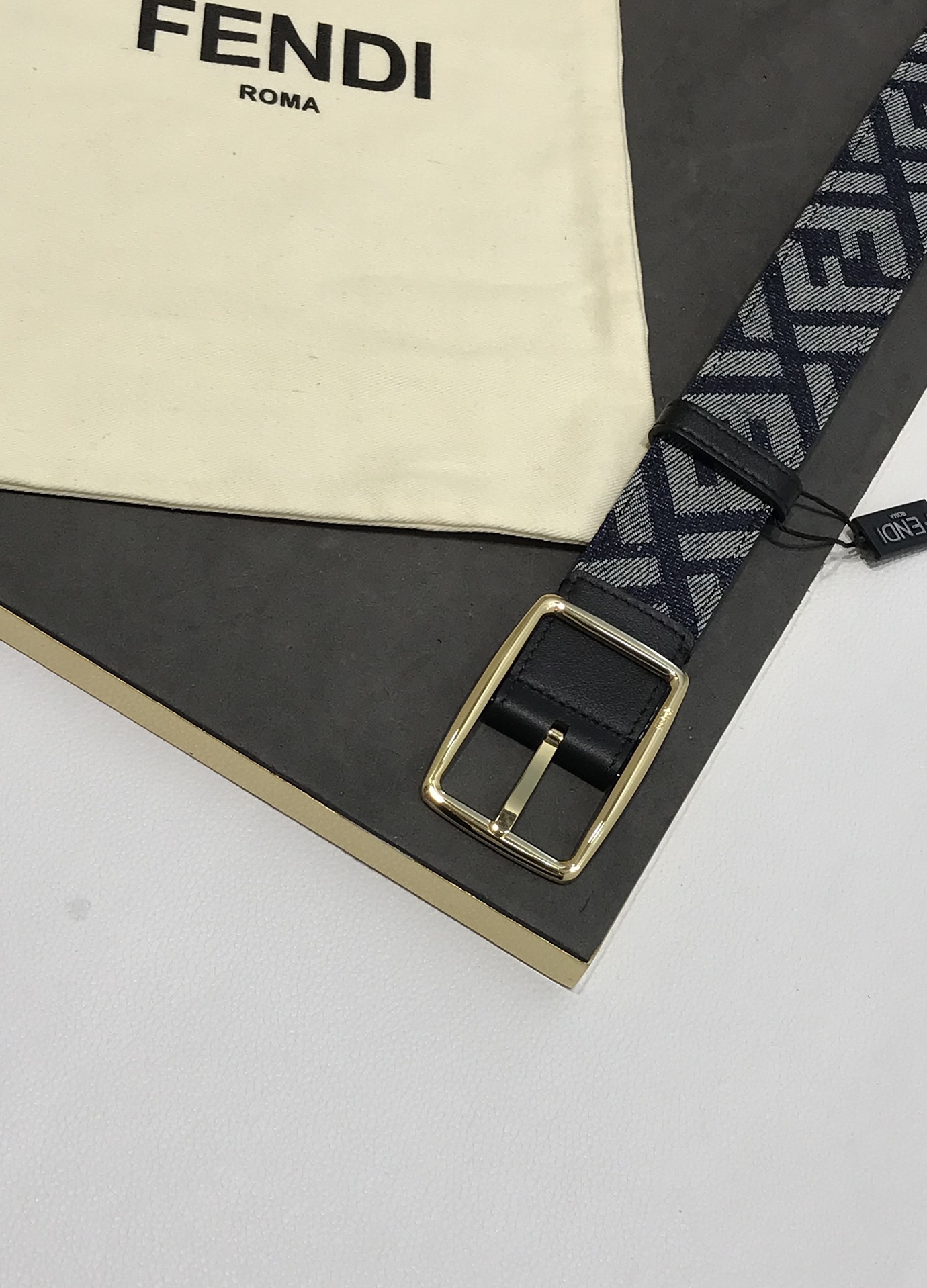 Fendi Leather Belt Cow Leather 35mm