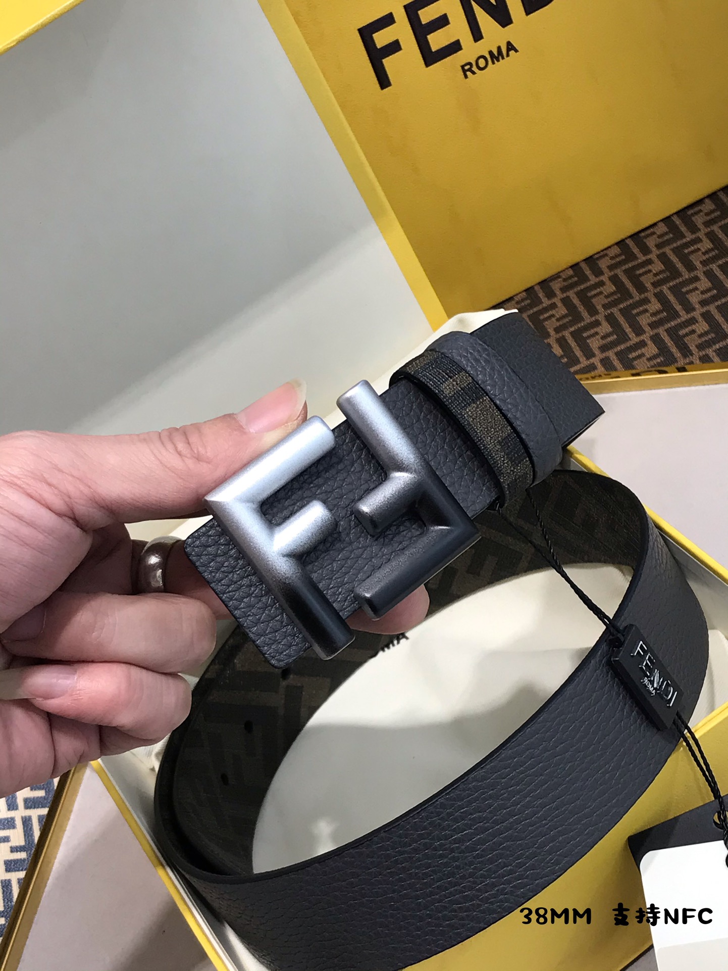 Fendi Leather Belt M