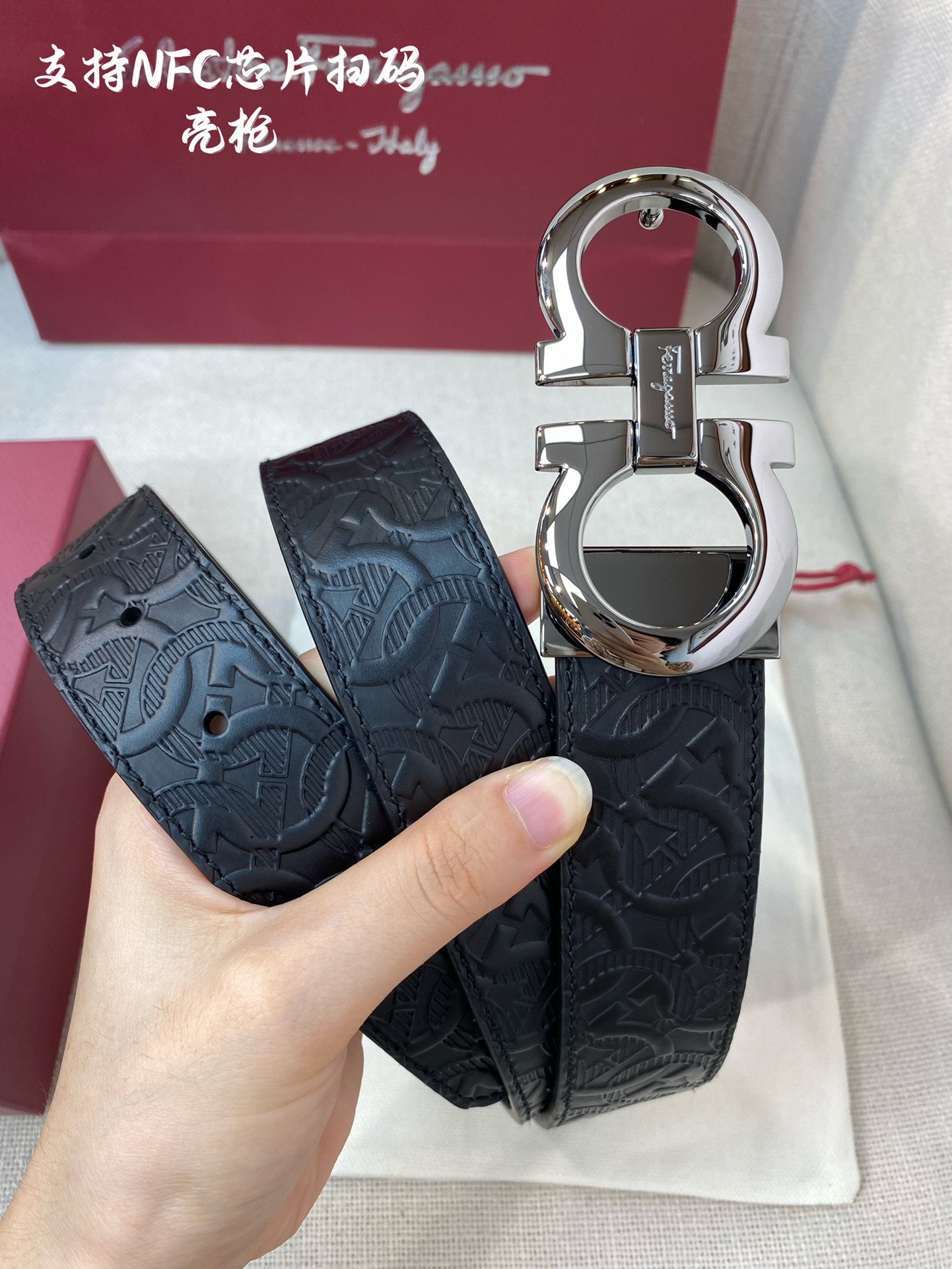 Salvatore Ferragamo Male Leather Belt Cow Leather M