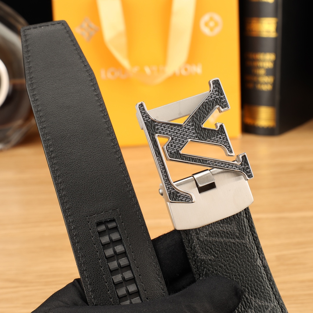 Louis Vuitton Basic Belt L