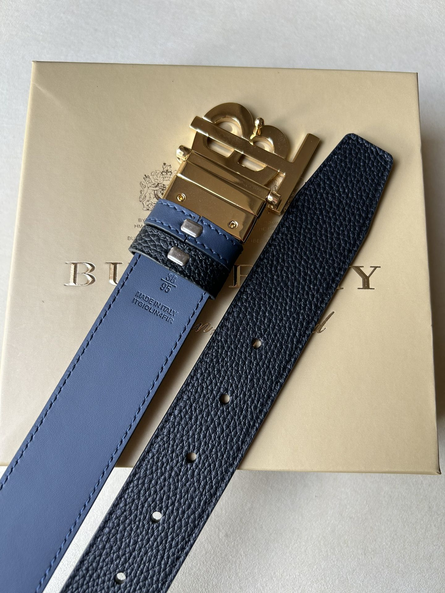 Burberry Basic Belt
