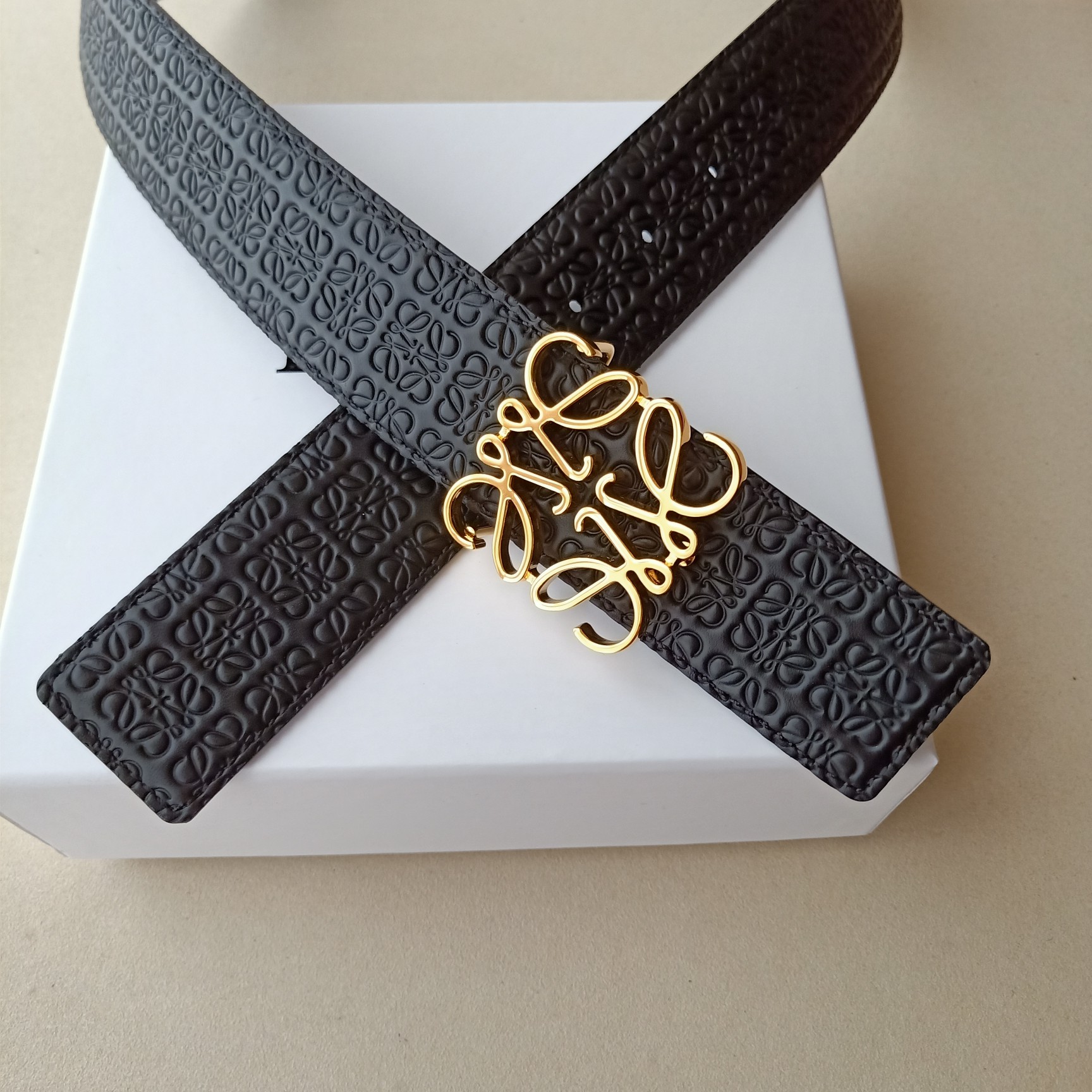 Loewe Basic Belt Top Grain Leather 40mm