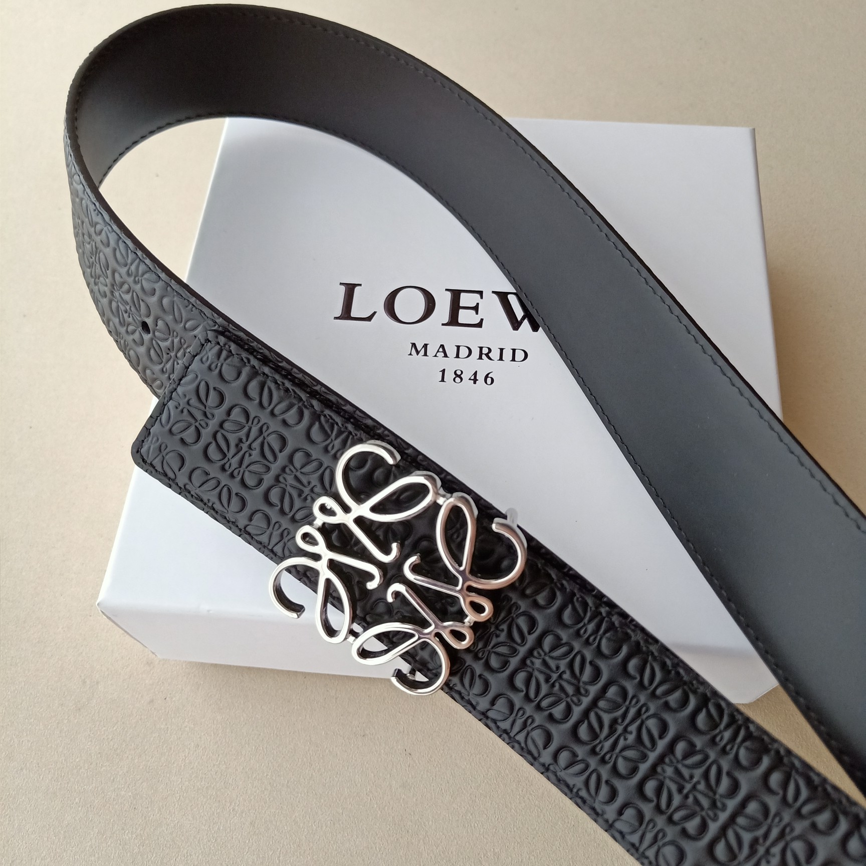 Loewe Basic Belt Top Grain Leather 40mm