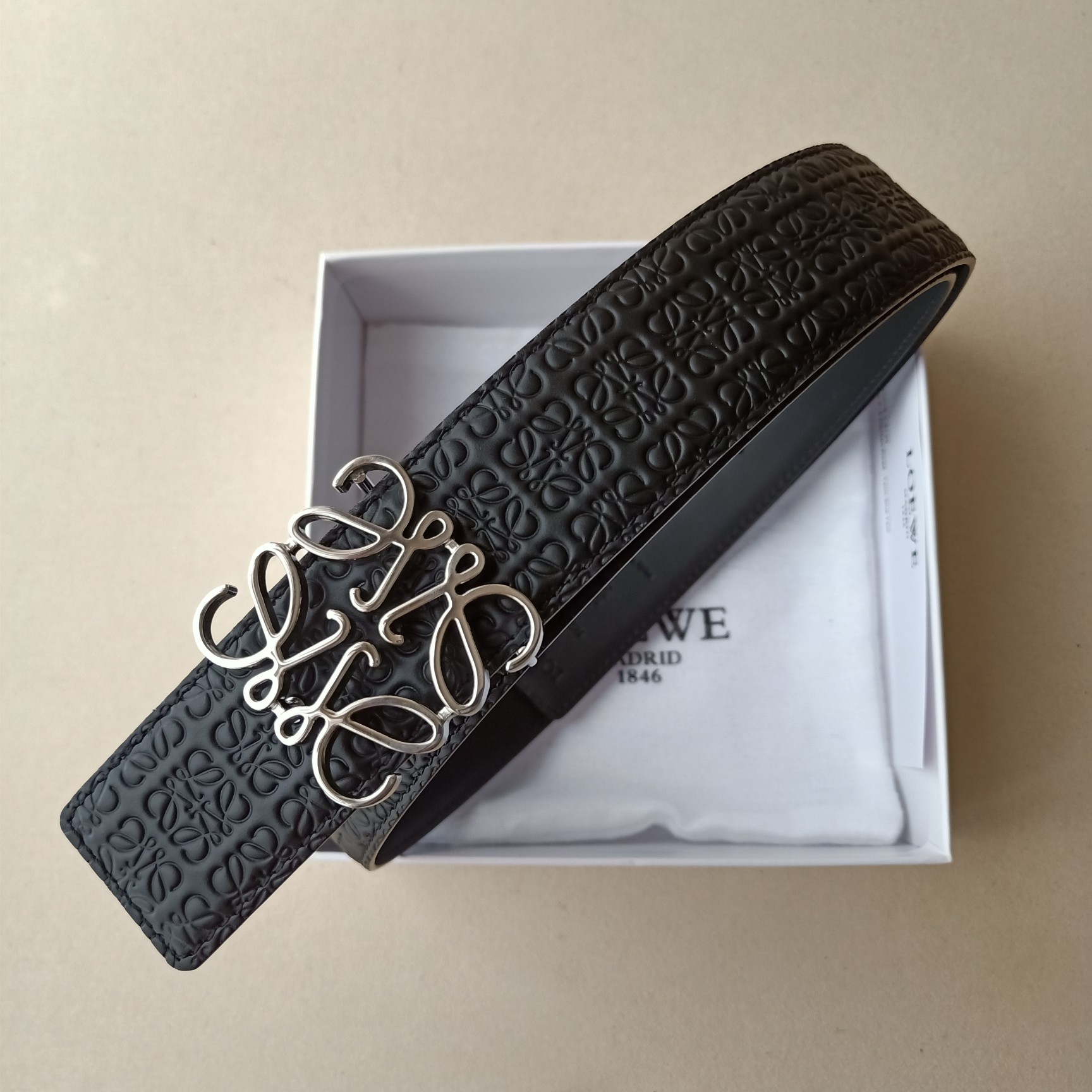 Loewe Basic Belt Top Grain Leather 40mm