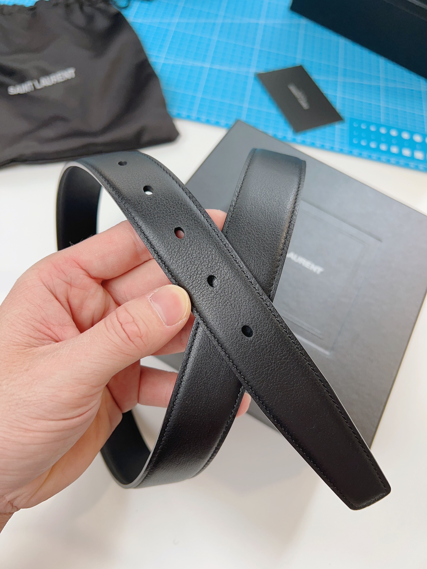 Saint Laurent Female Basic Belt Cow Leather