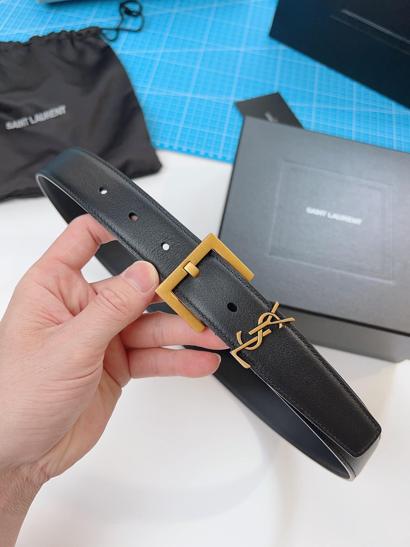 Saint Laurent Female Basic Belt Cow Leather