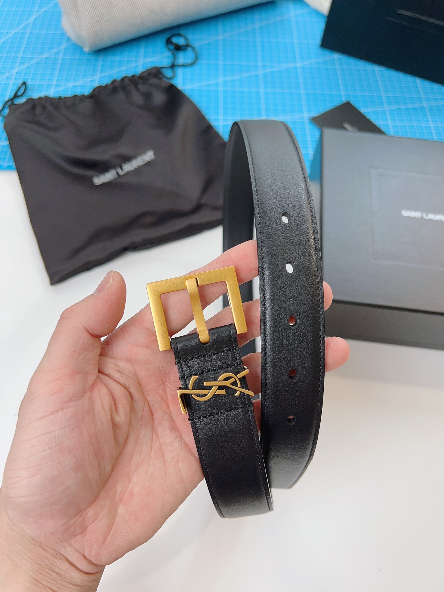 Saint Laurent Female Basic Belt Cow Leather