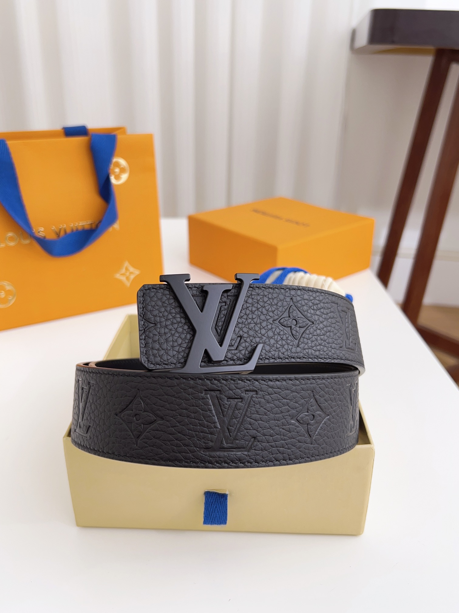 Louis Vuitton Basic Belt 40mm-l