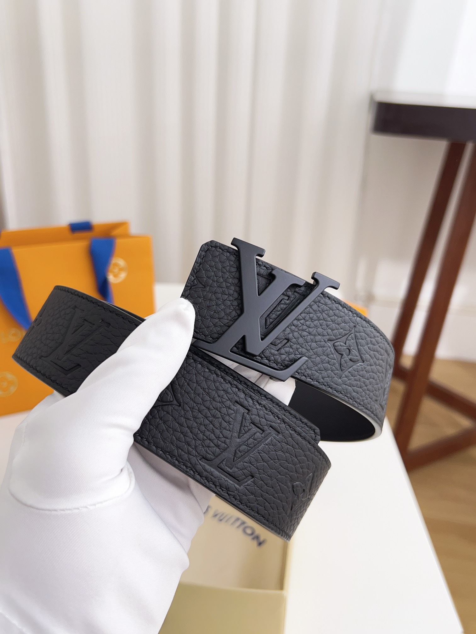 Louis Vuitton Basic Belt 40mm-l