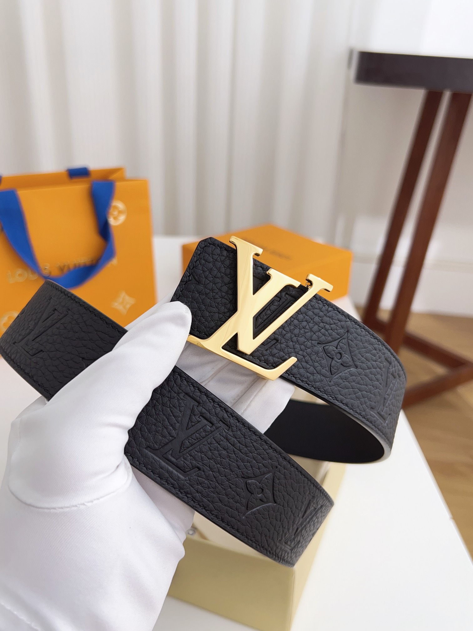Louis Vuitton Basic Belt 40mm-l