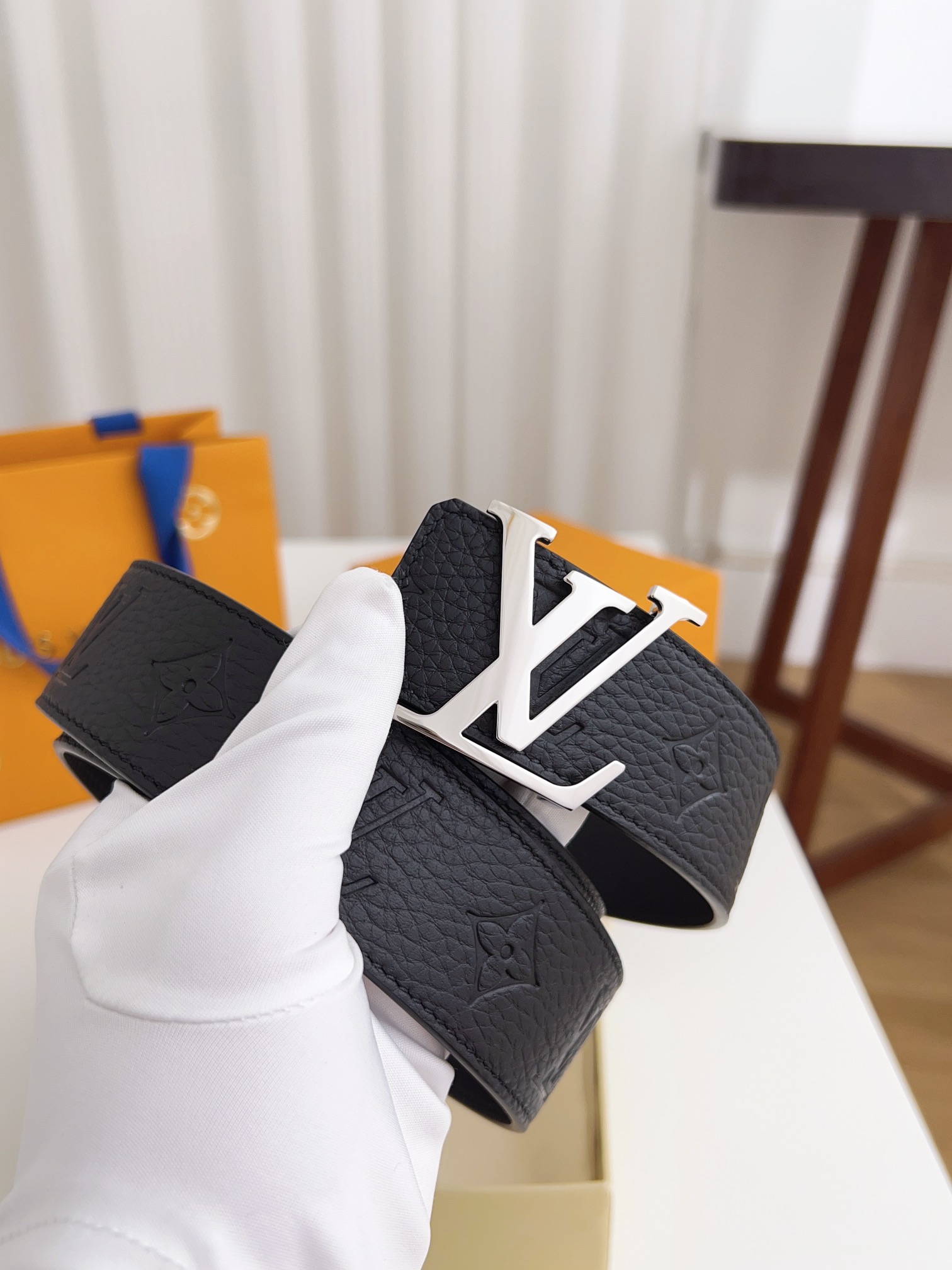 Louis Vuitton Basic Belt 40mm-l