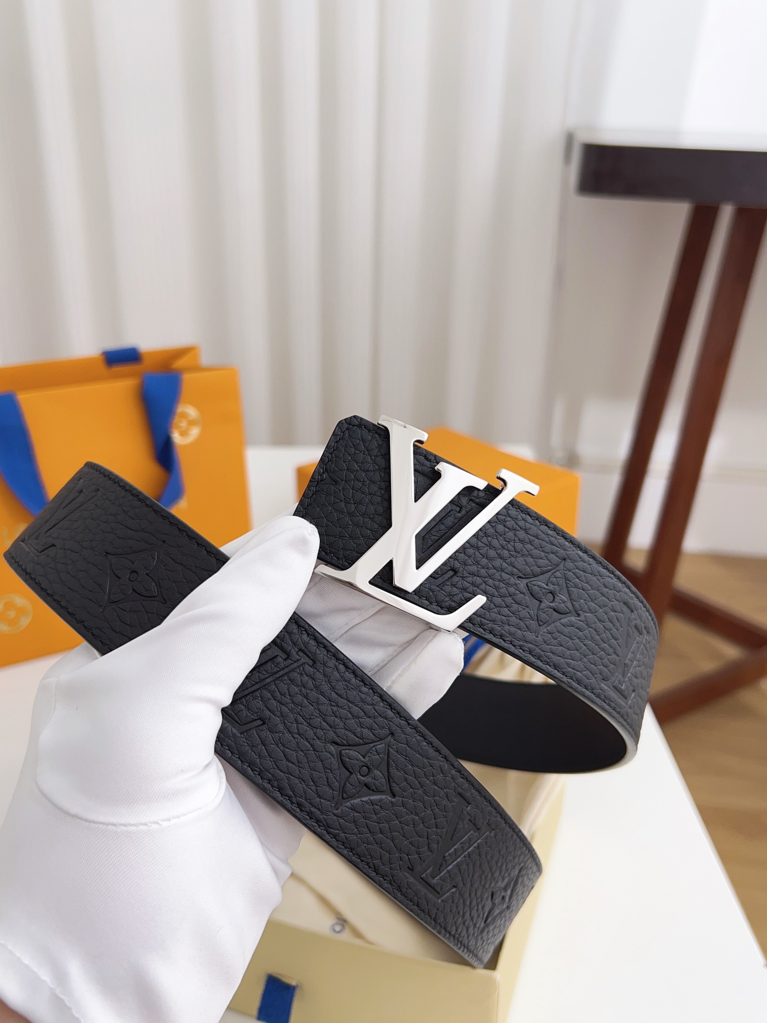 Louis Vuitton Basic Belt 40mm-l