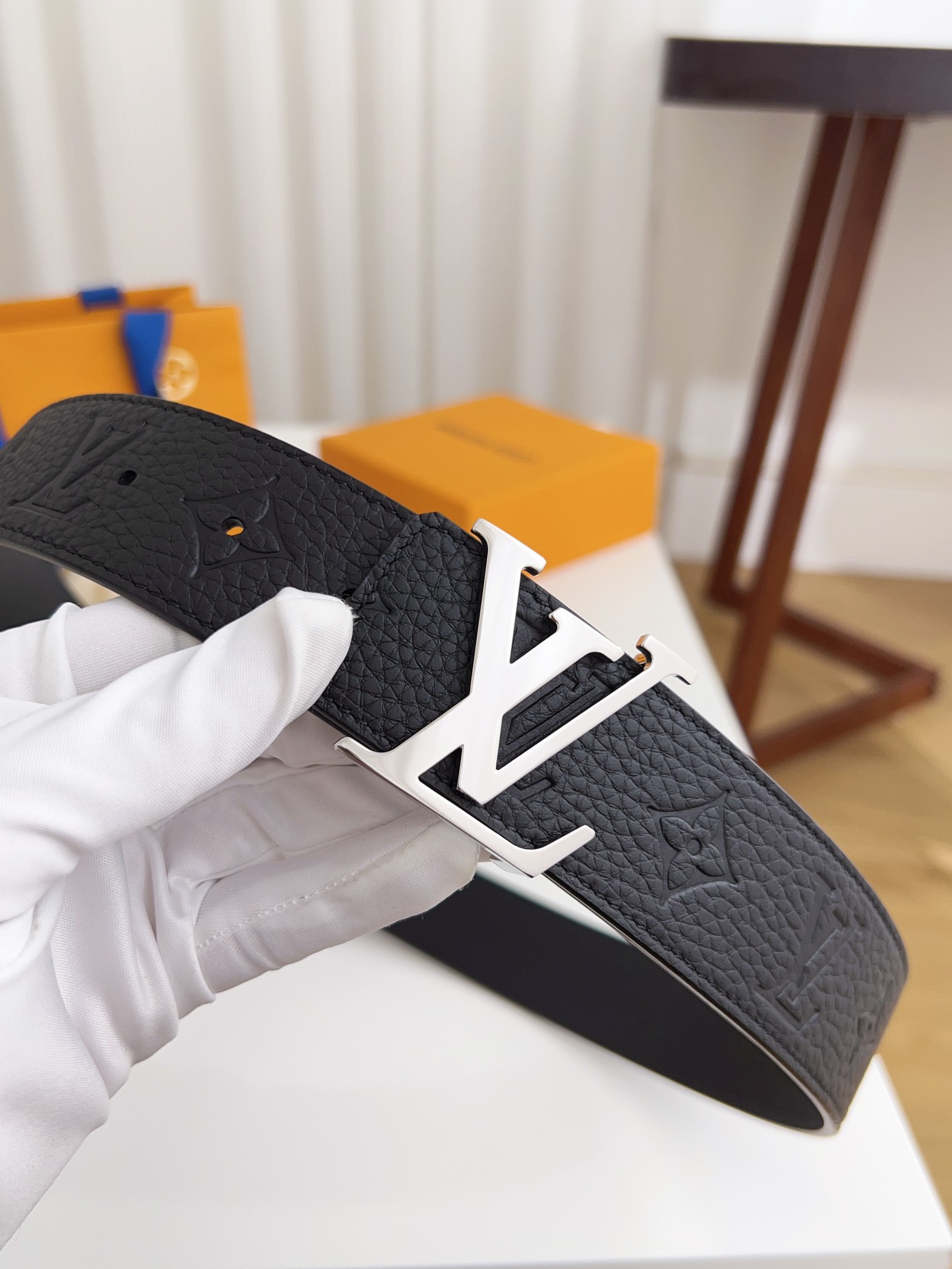 Louis Vuitton Basic Belt 40mm-l