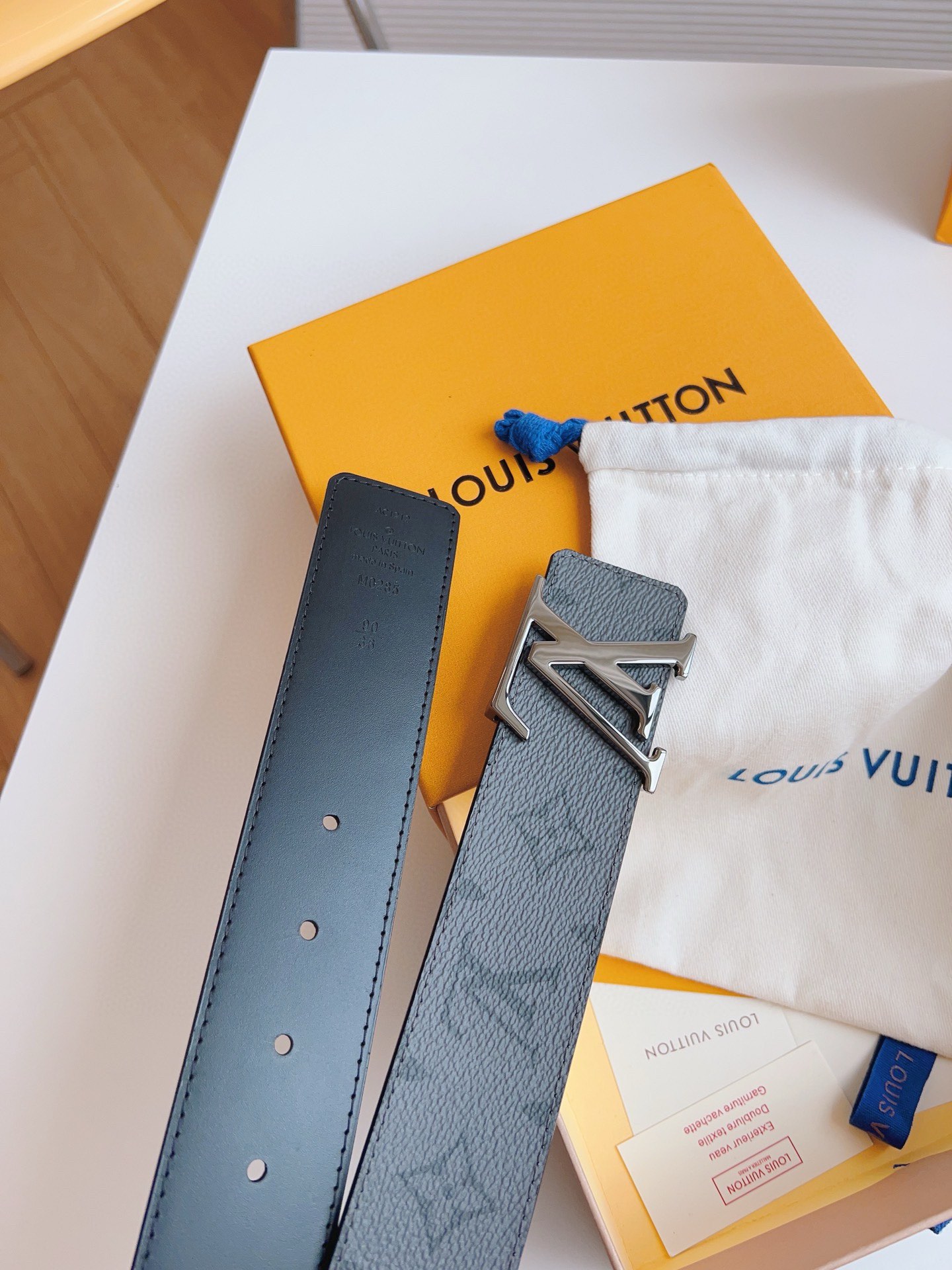 Louis Vuitton Basic Belt 40mm-l