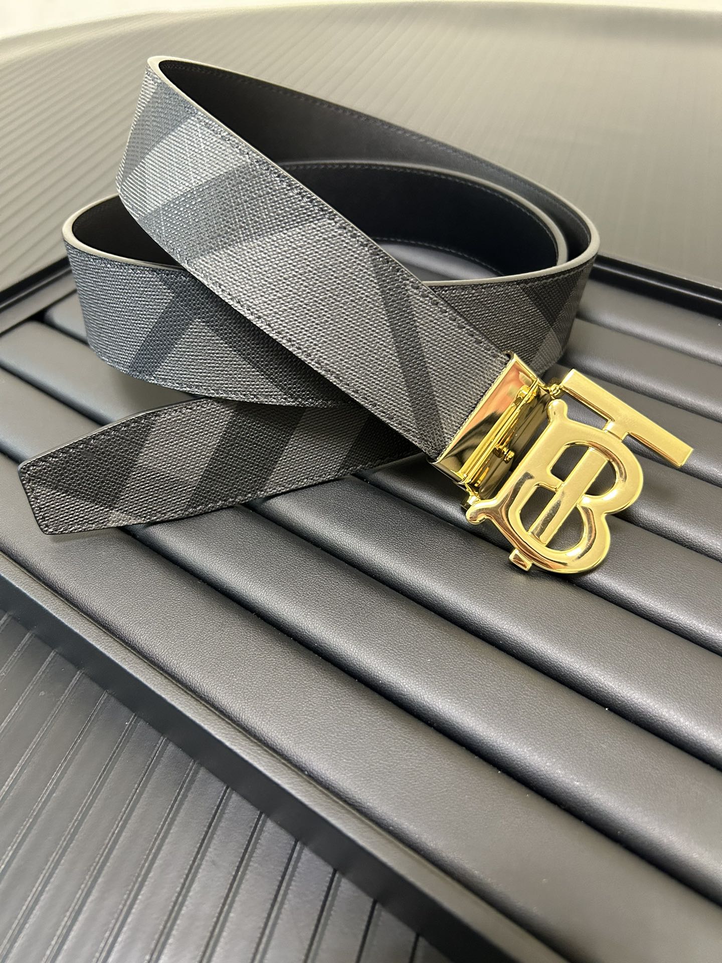 Burberry Leather Belt 35mm