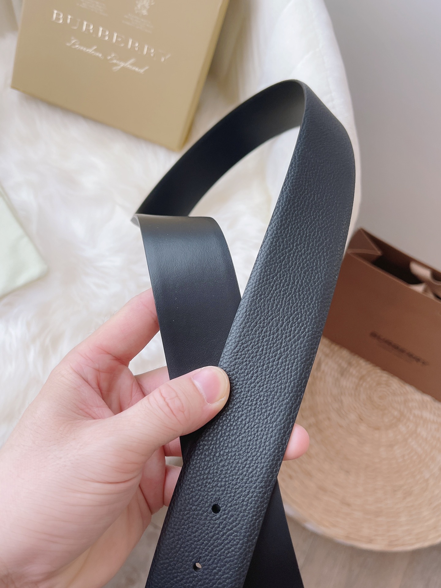 Burberry Basic Belt Top Grain Leather 38mm