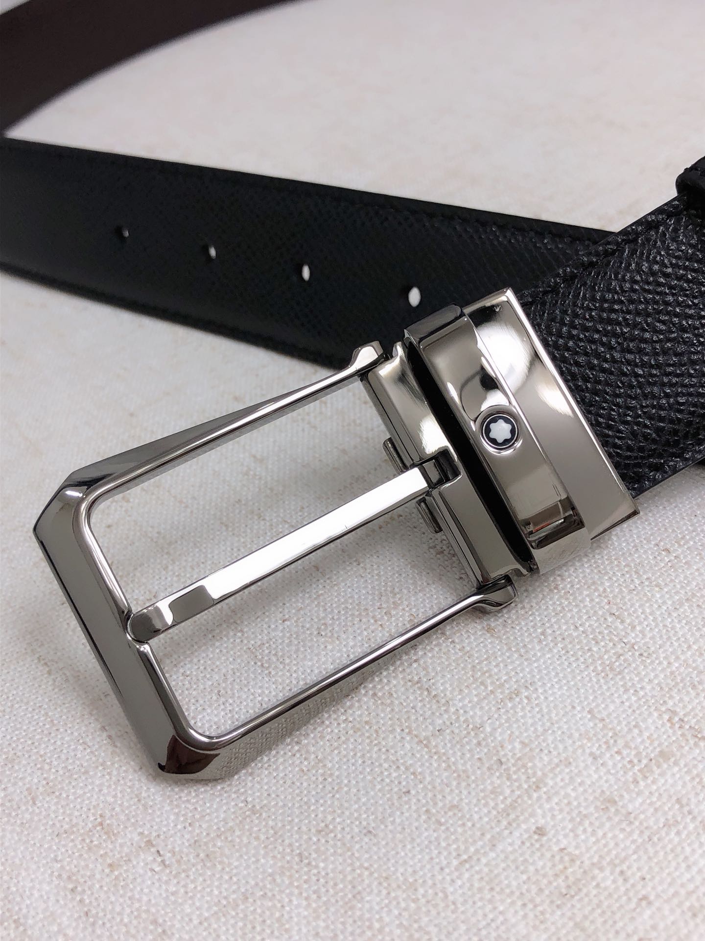 Montblanc Basic Belt Cow Leather Black M