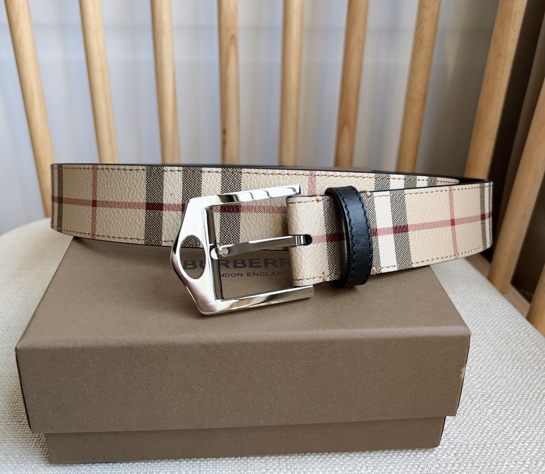 Burberry Basic Belt M-l
