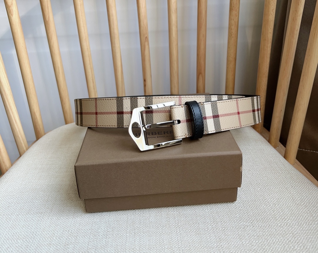 Burberry Basic Belt M-l