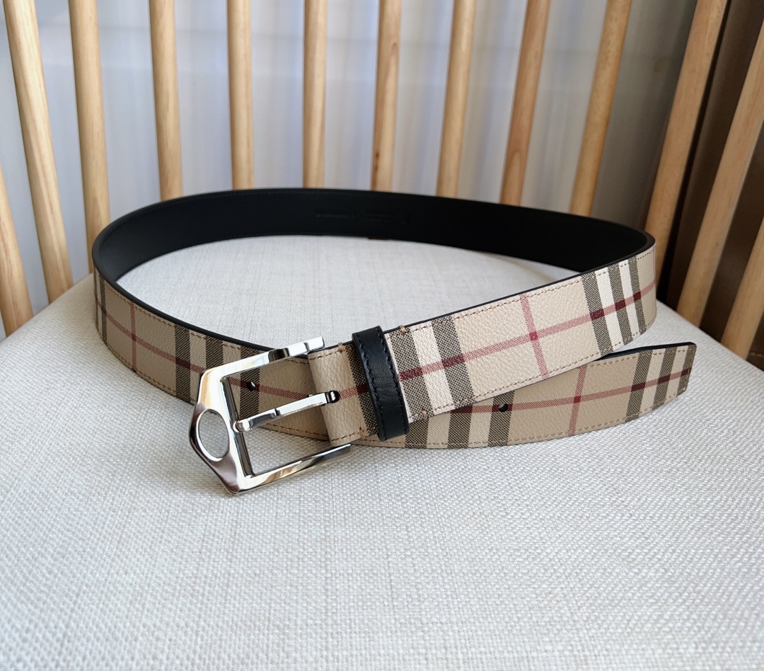 Burberry Basic Belt M-l