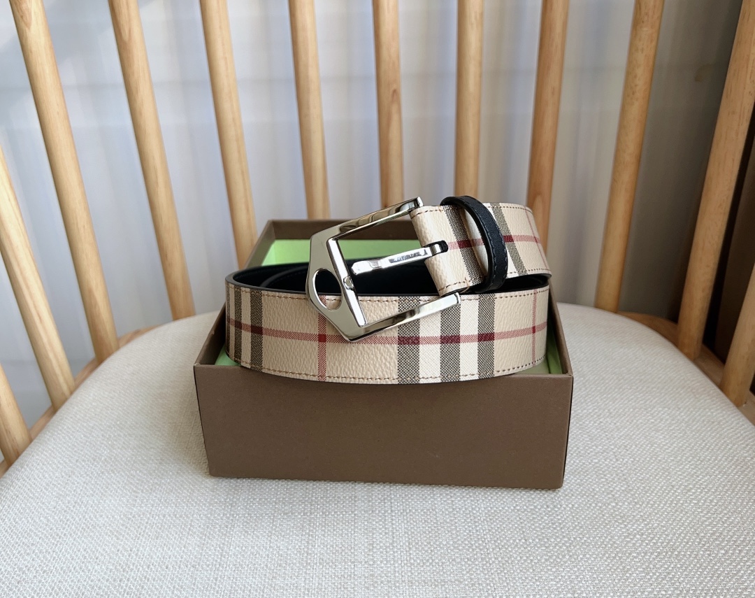 Burberry Basic Belt M-l