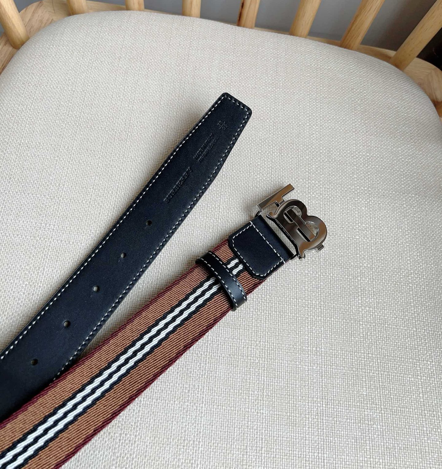 Burberry Basic Belt M
